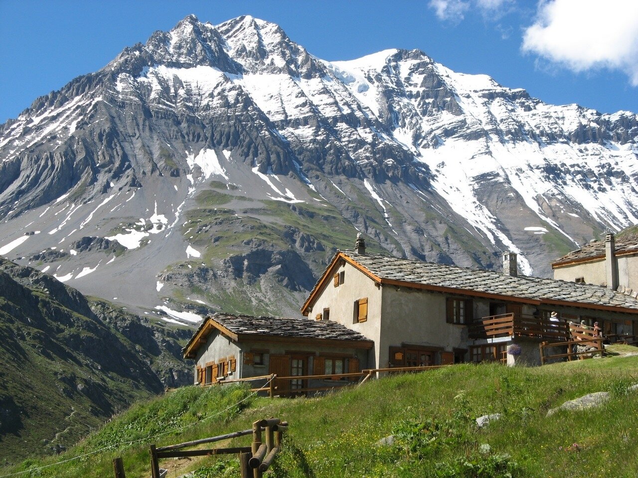 Hiking France, Italy, Switzerland TMB Tour du Mont Blanc Pathways Active Travel