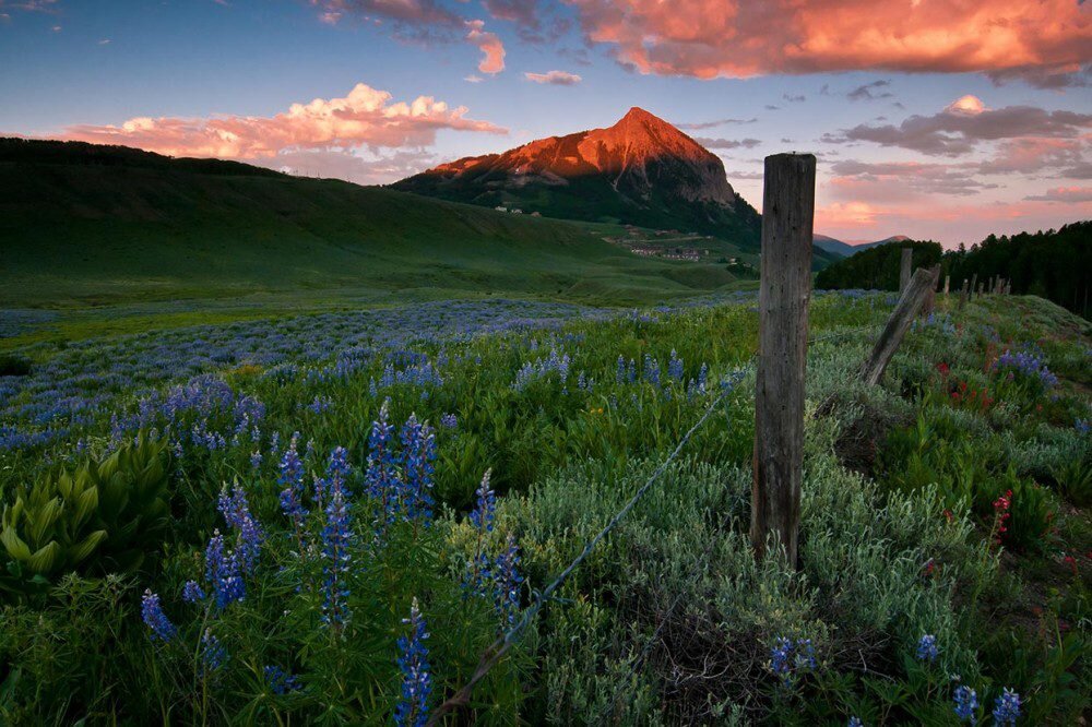 sunset in crested butte