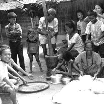 In camp time flows by continuously. Some people say we may always be neglected. I want to show how refugees, being stateless and unemployed, spend time. People gather in families and share their happiness and sorrows. Rabin / PhotoVoice/ LWF 