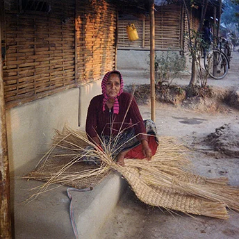 People have had to learn how to sustain their lives in the camps. Women are equally as skilled as the men. They have to earn extra money because what we are given is not sufficient to survive on. Poonam / PhotoVoice / LWF