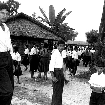   Children finish school at the end of the day    Ajay/ PhotoVoice / LWF  