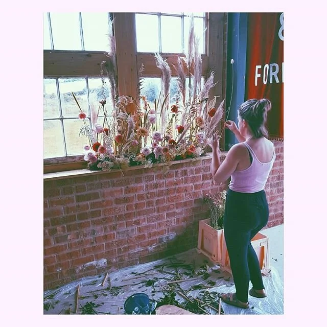 As the UK starts to come out of lockdown and shops start to reopen, LITW is officially closed for awhile... I'm going on Maternity Leave! Missing flowers and my job massively atm, but next year is looking like a goodie, so till then my lovelies! Will