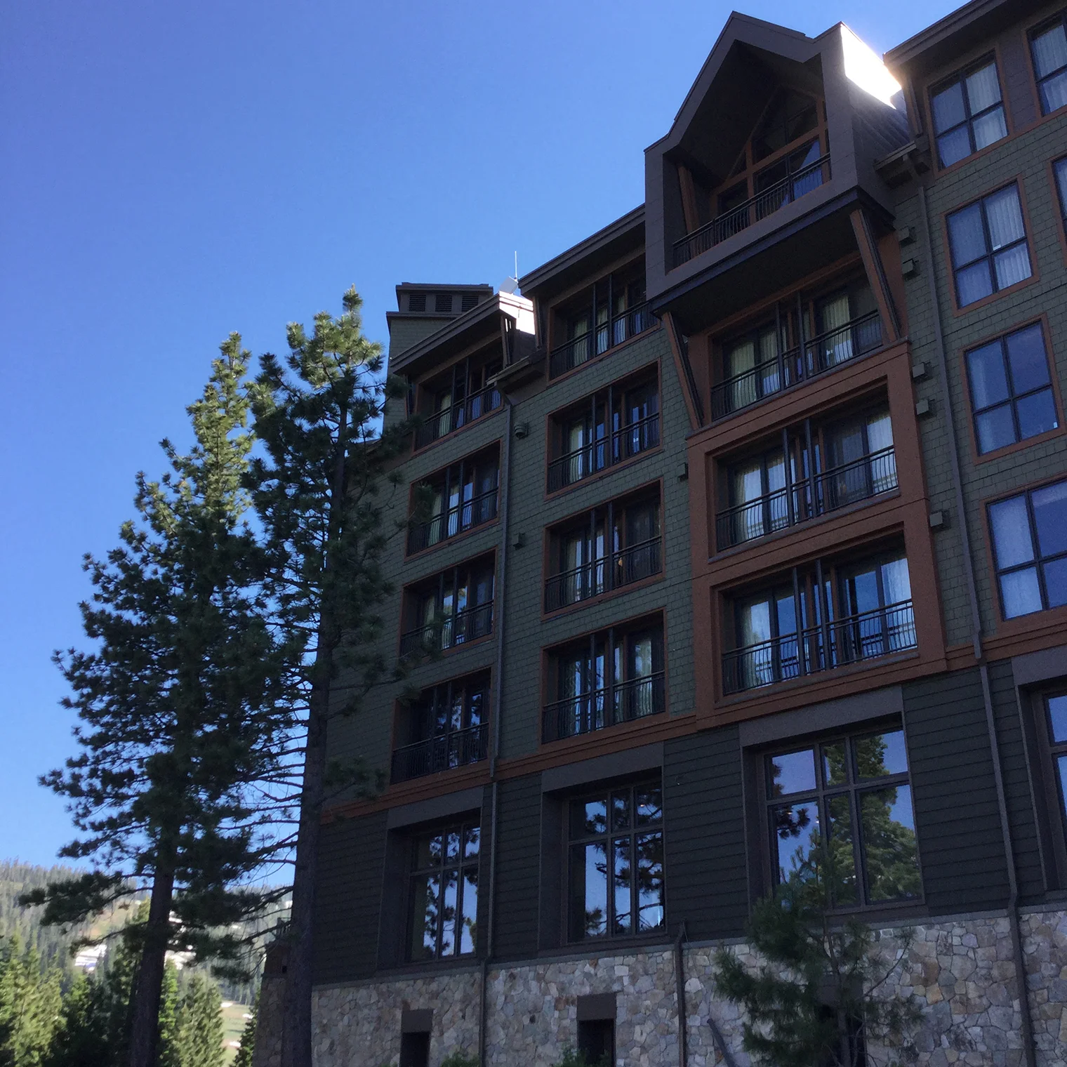 RitzCarltonExterior.jpg