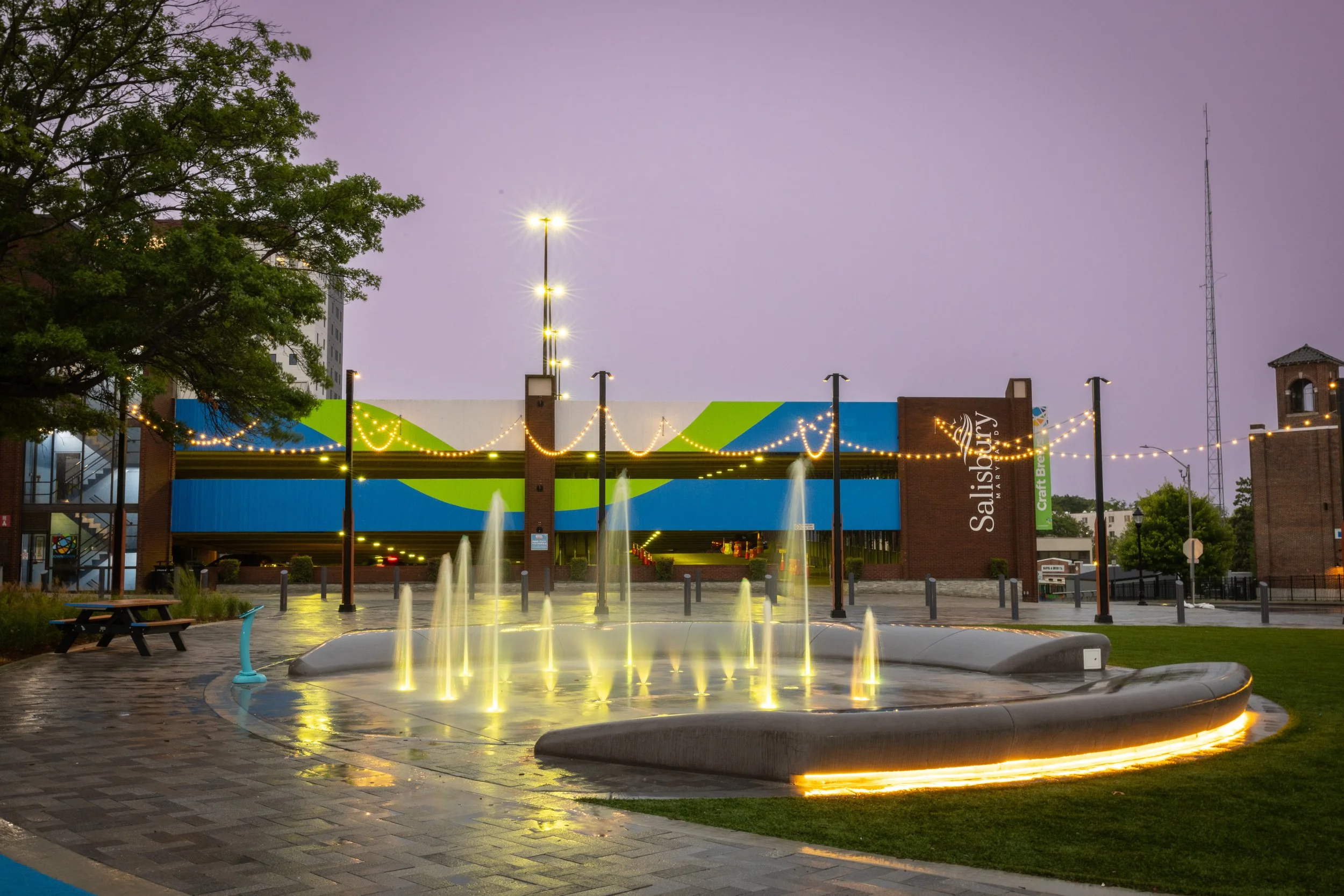 hyde-concrete-precast-benches-lighted-water-feature-unity-square-salisbury-maryland-02.jpg