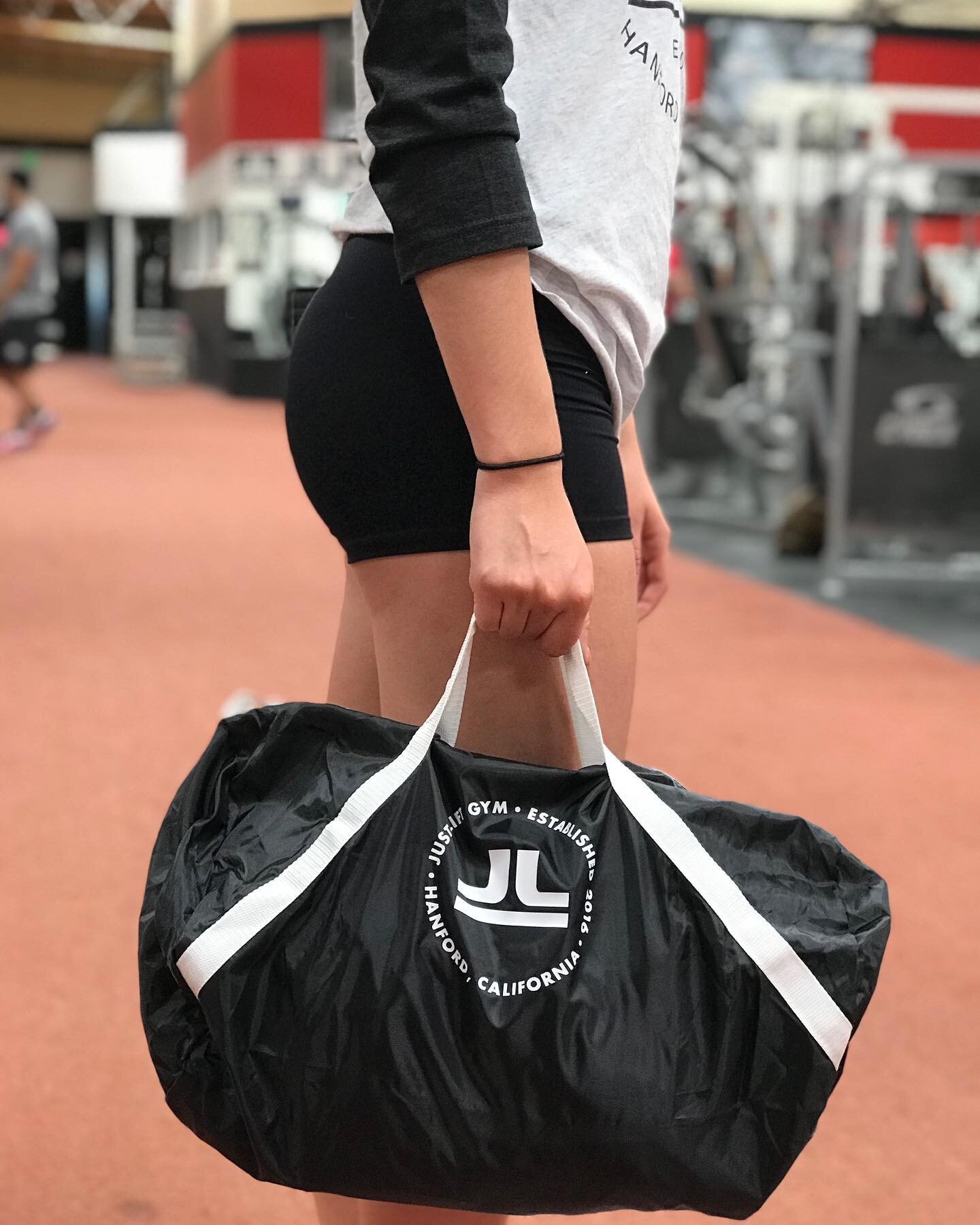 Free Bag When you sign up!!! While supplies last. #justliftgym