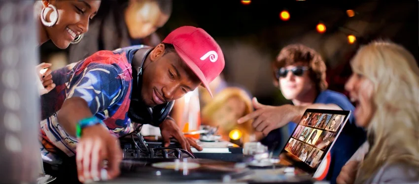 DJ-LazyEyes-v2.jpg