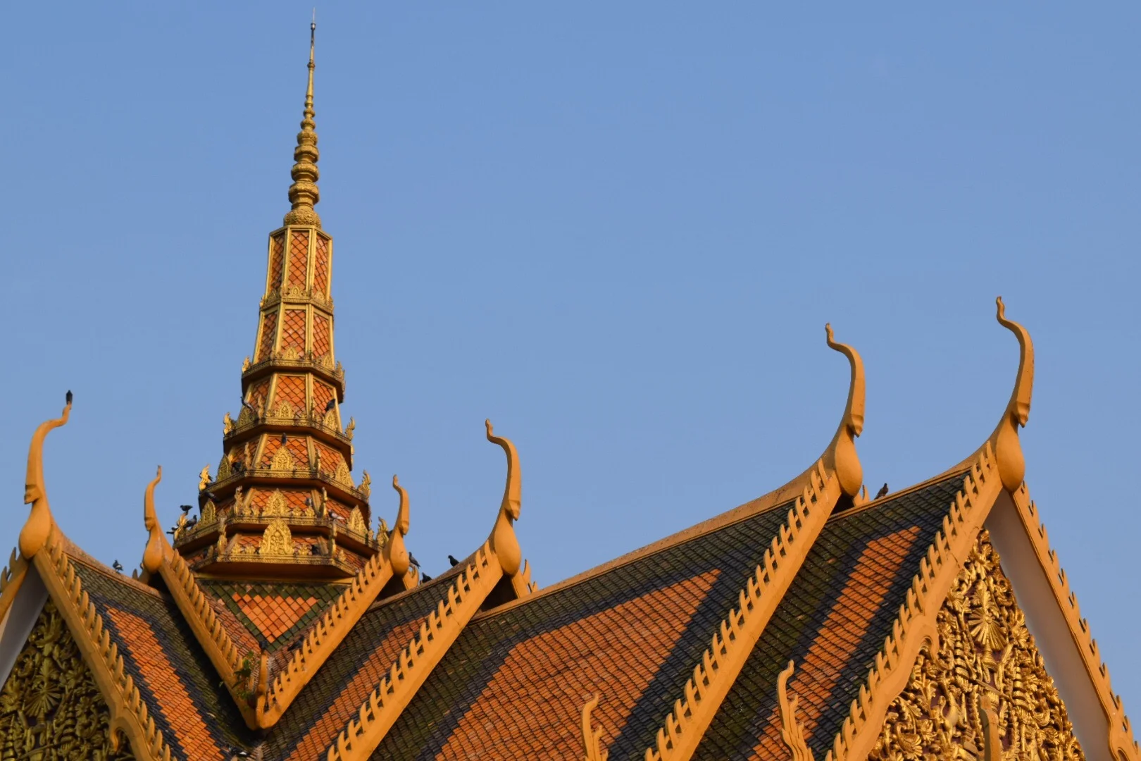 Nagas on the top of the Phocani Pavilion, which was originally constructed as a classical dance theater. Now it is used for royal receptions and meetings. 