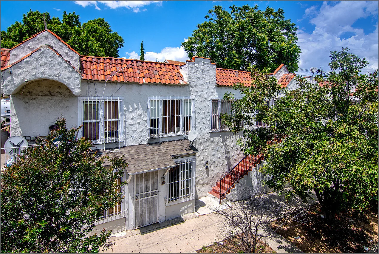 Iconic Closes Tremont Apartments — Iconic Investments