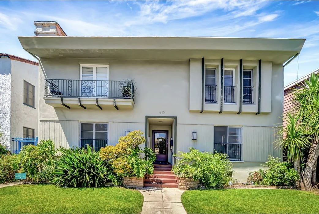 Iconic Sells 8 Units in Beverly Hils