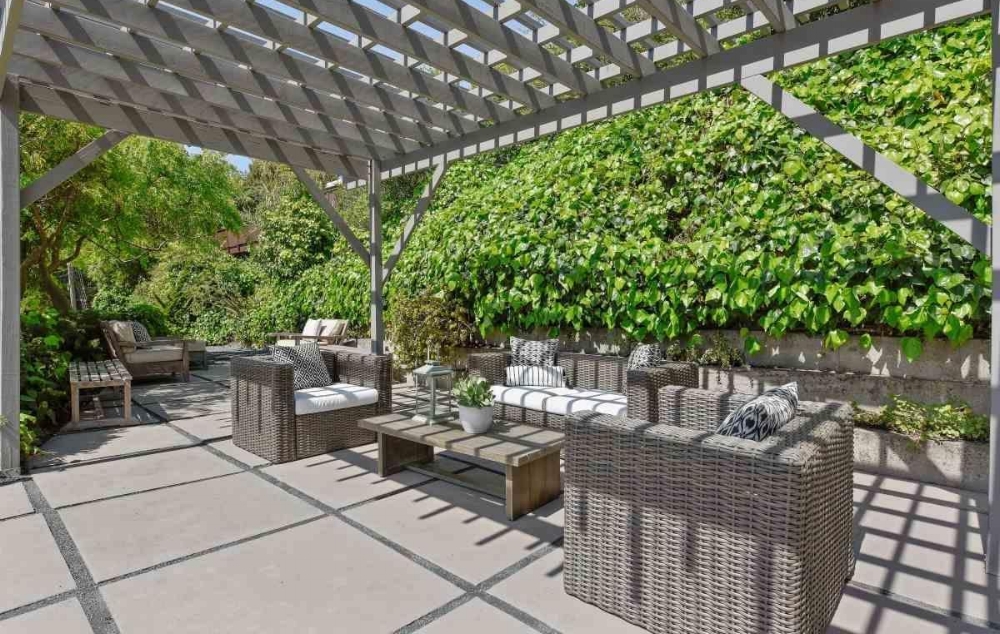 maxwelton pergola 1.jpg