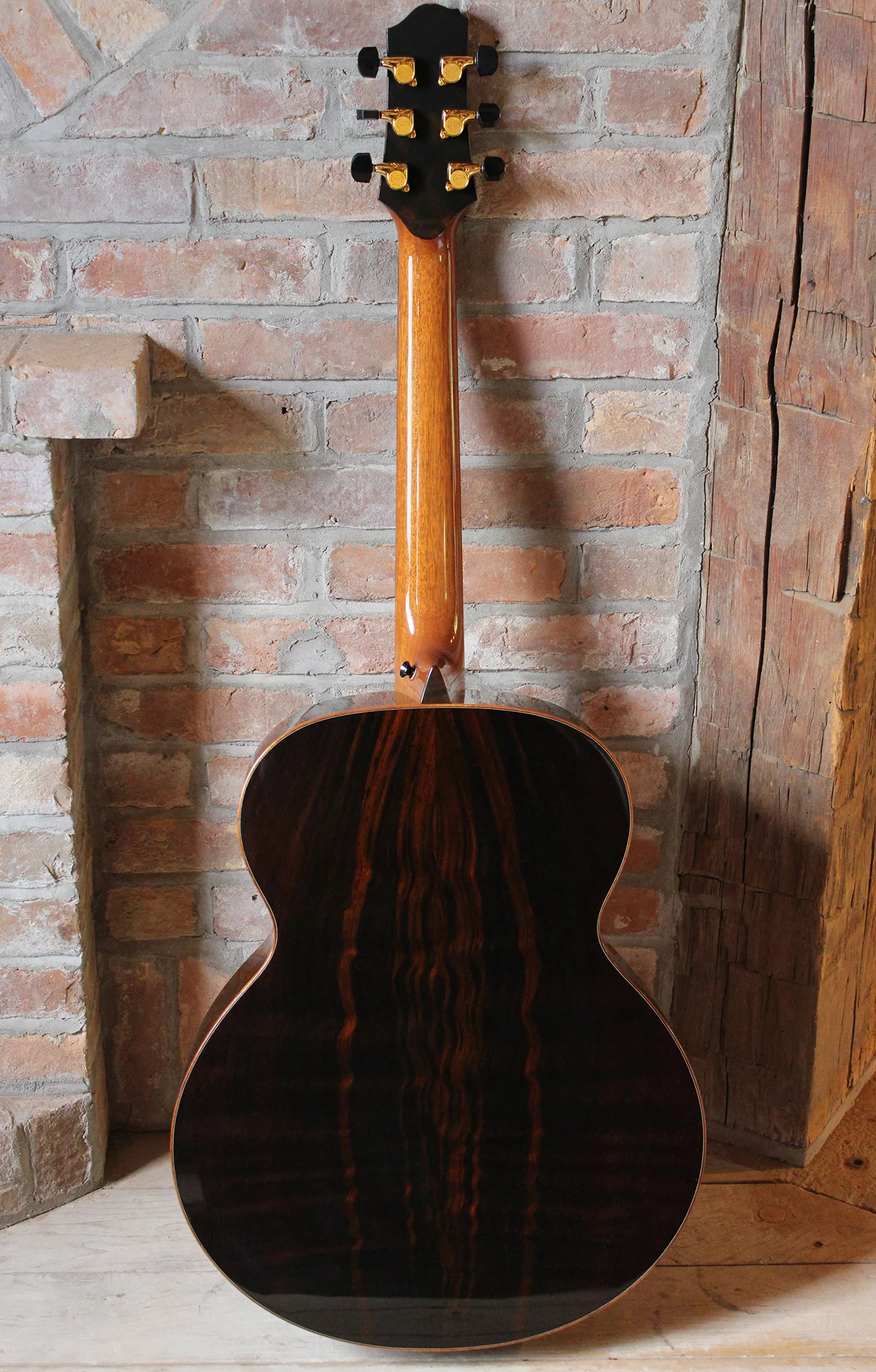 Full-Guitar-Back-small.jpg