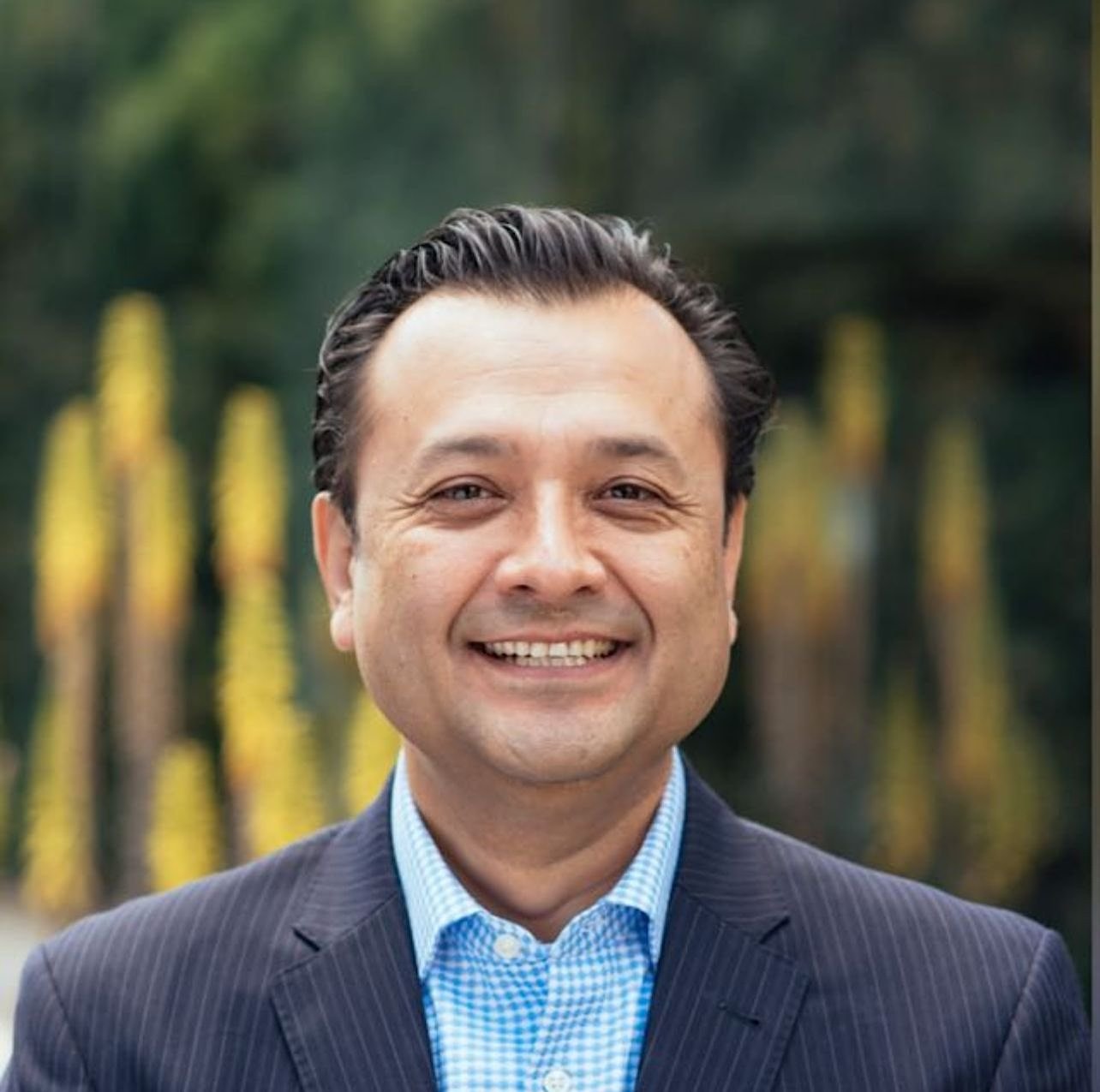 Neighborhood National executive joins SBDC-OC loan committee