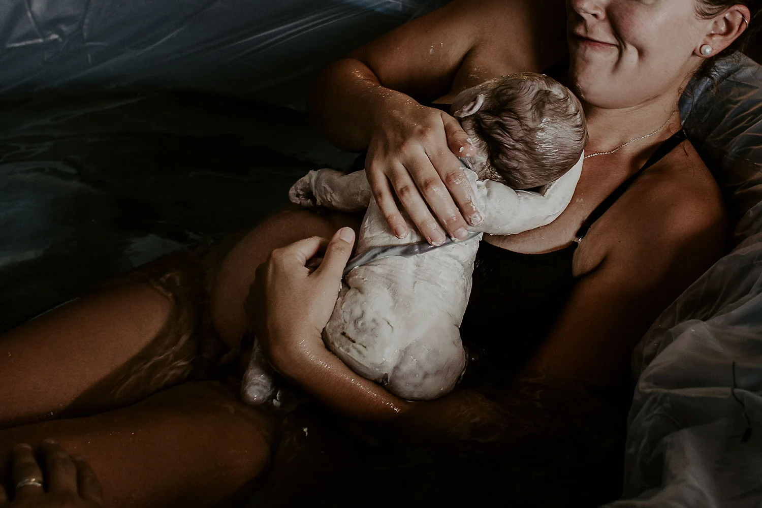 honolulu-home-birth-photographer-19.jpg