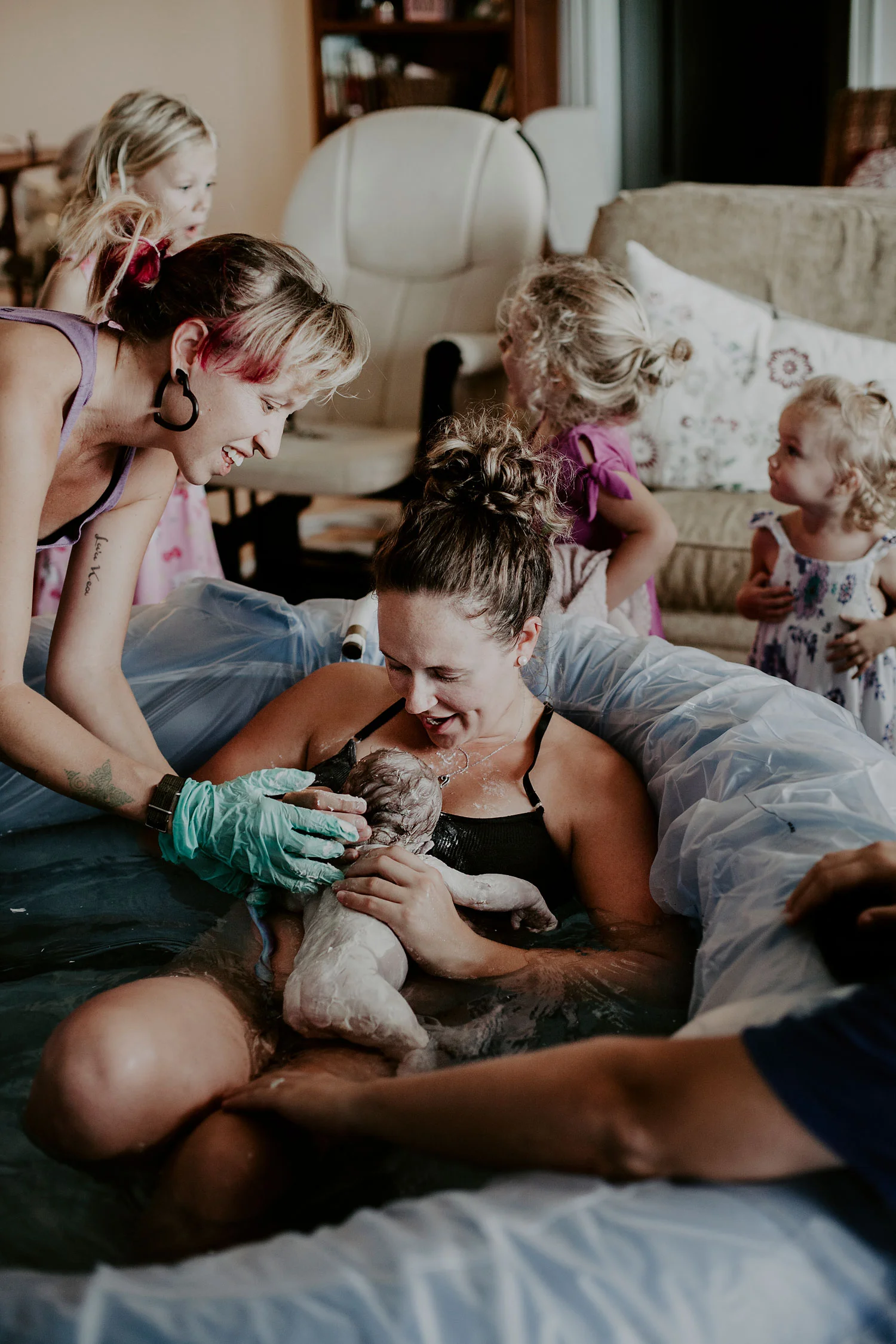 honolulu-home-birth-photographer-22.jpg