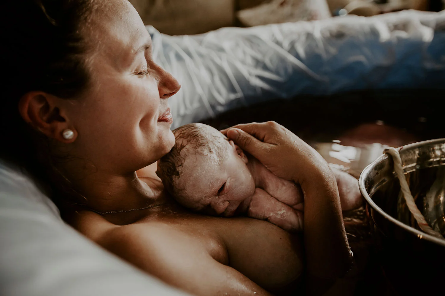 honolulu-home-birth-photographer-31.jpg