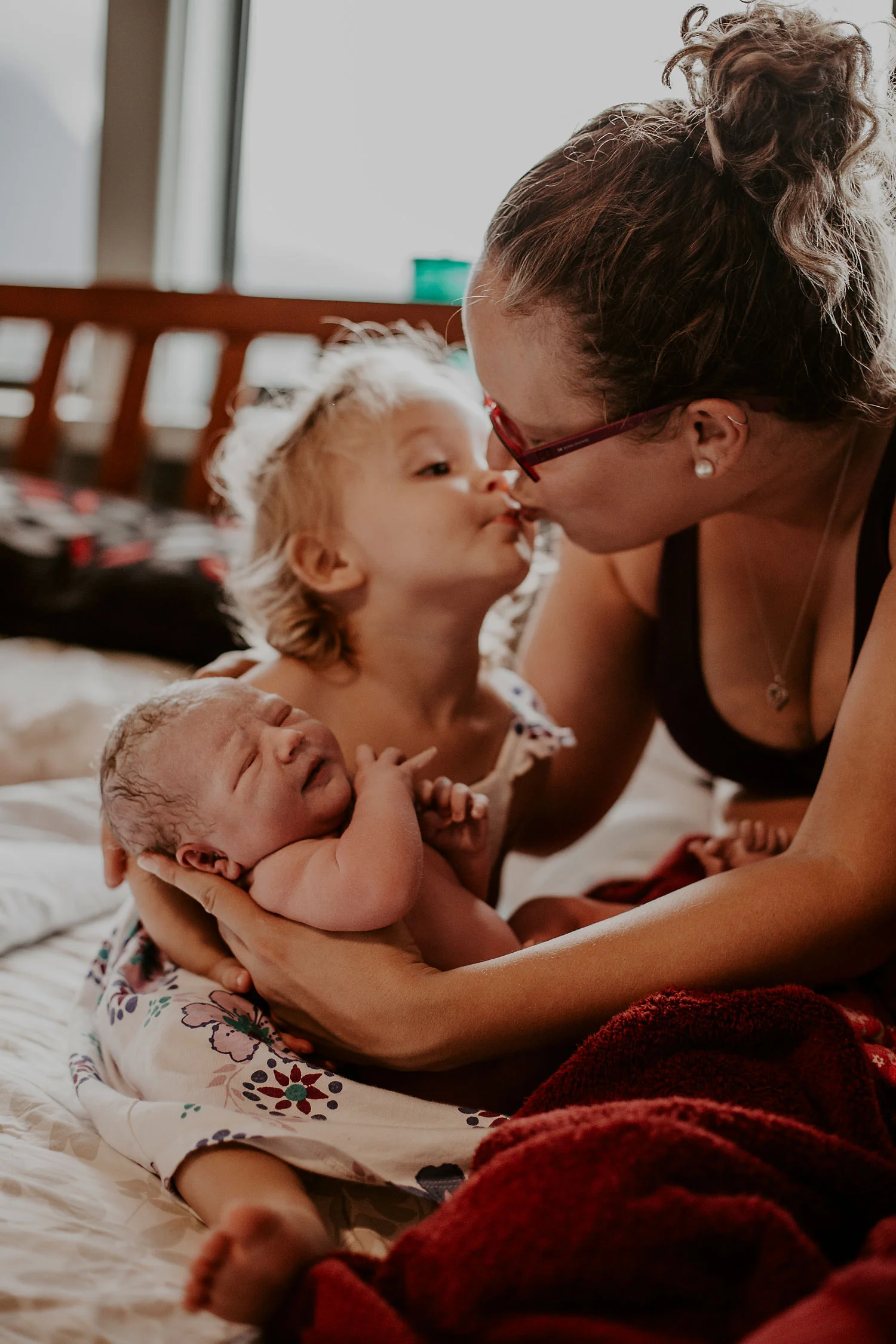 honolulu-home-birth-photographer-40.jpg