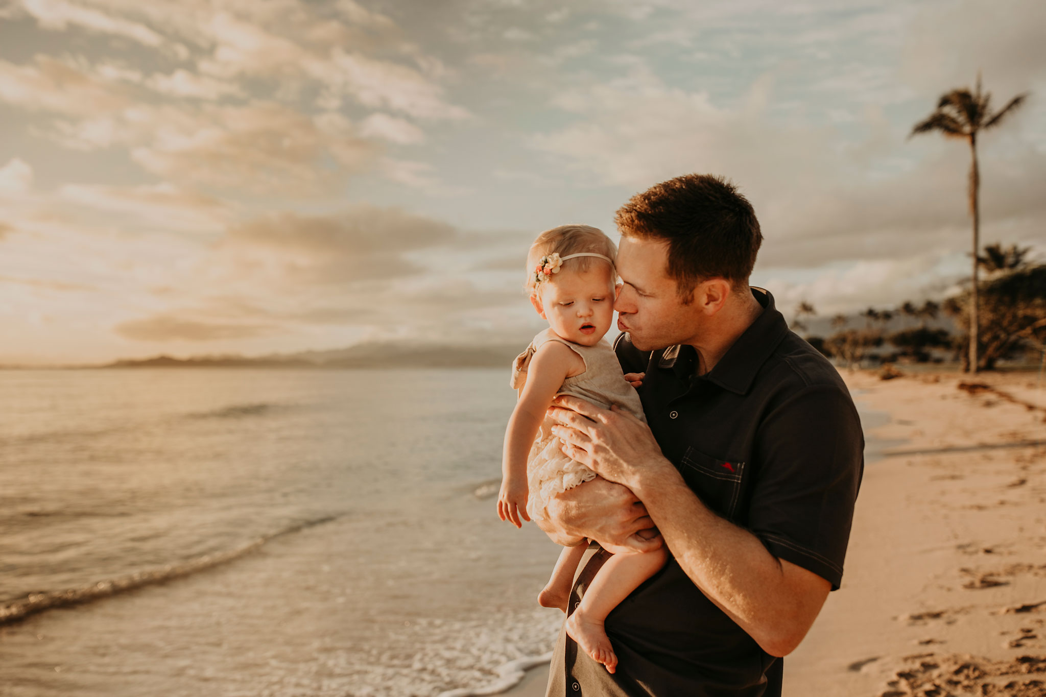 Sunrise-family-shoot-kualoa-ranch-09.jpg