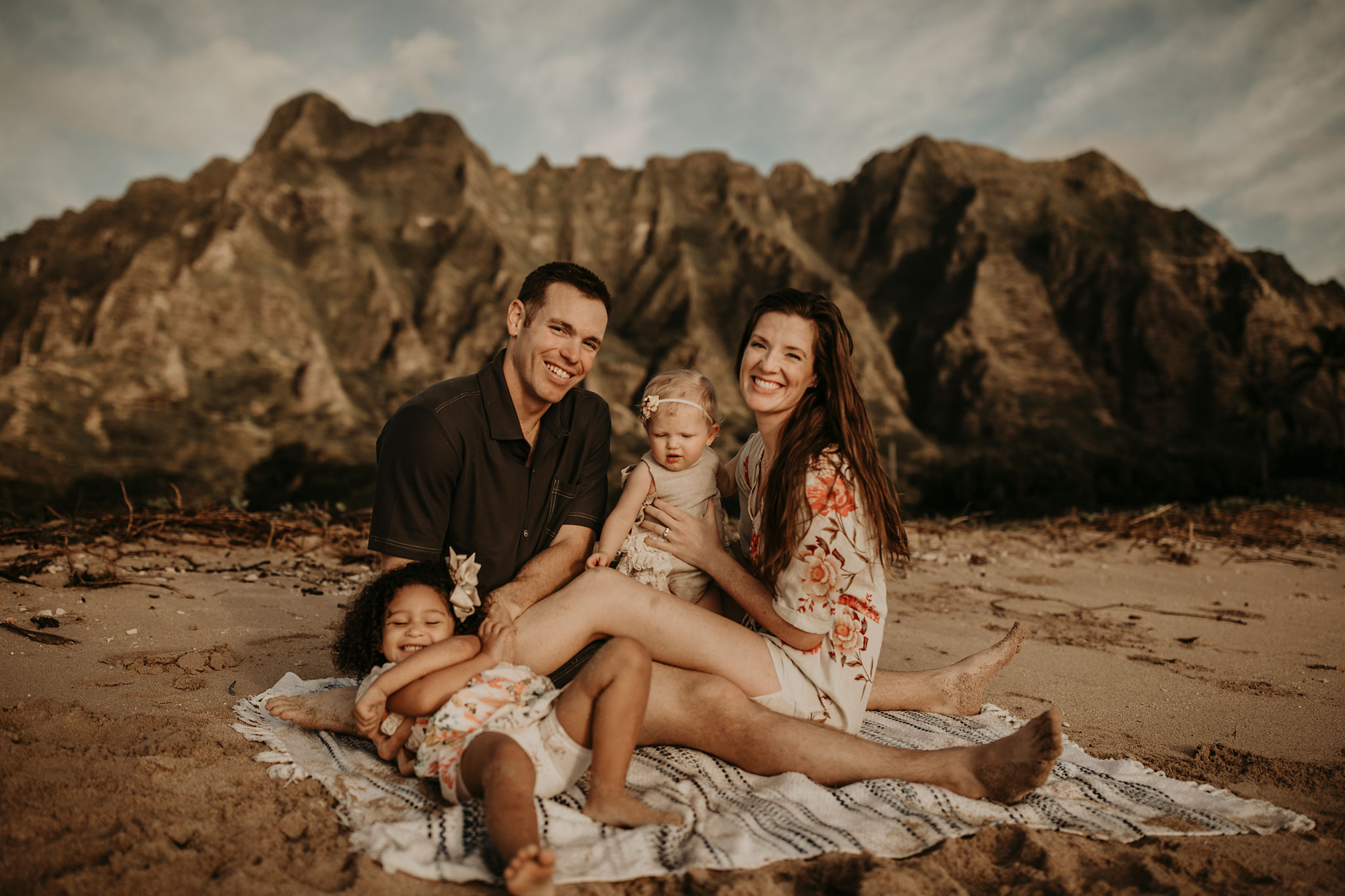 Sunrise-family-shoot-kualoa-ranch-15.jpg