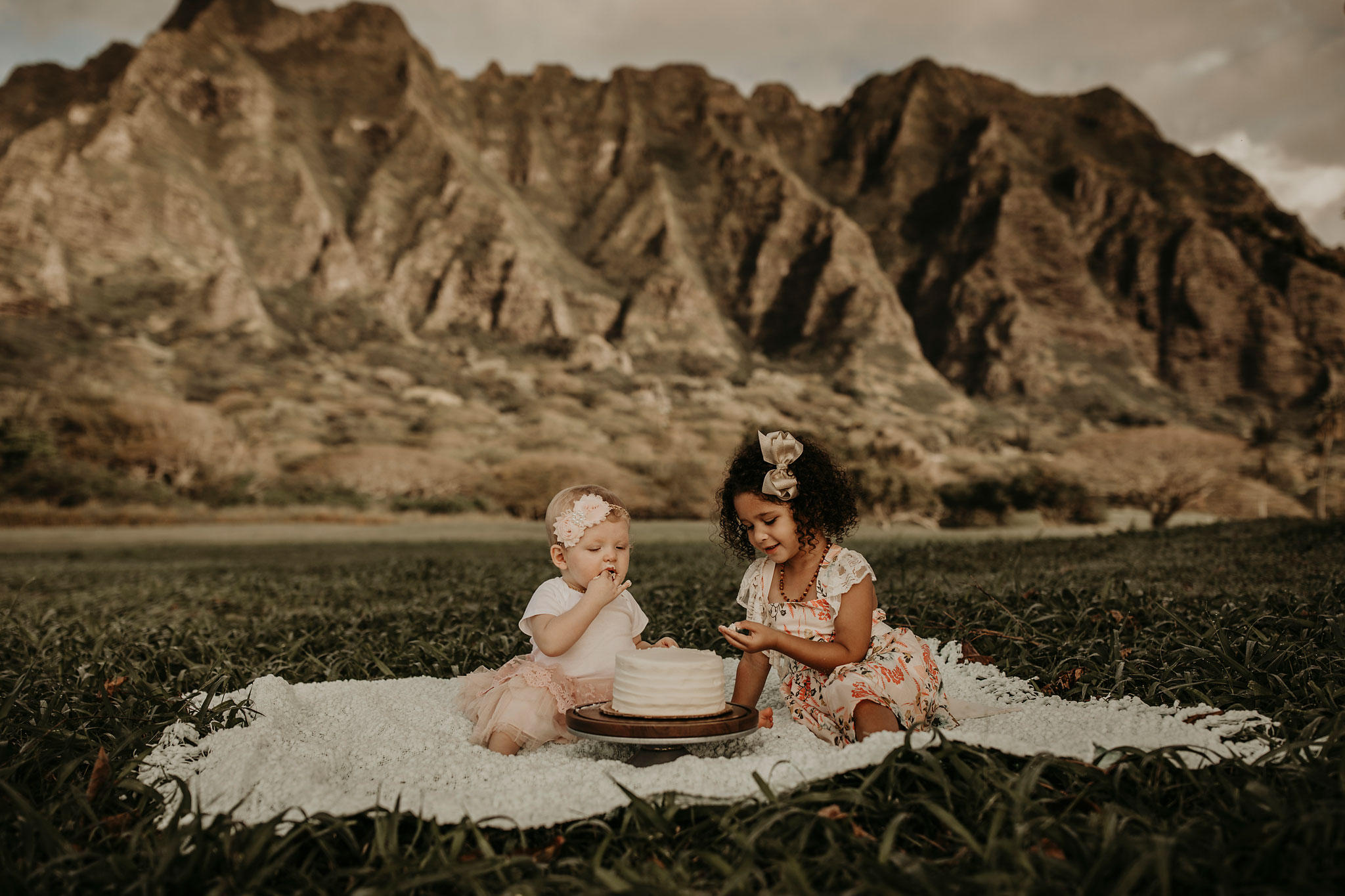 Sunrise-family-shoot-kualoa-ranch-29.jpg