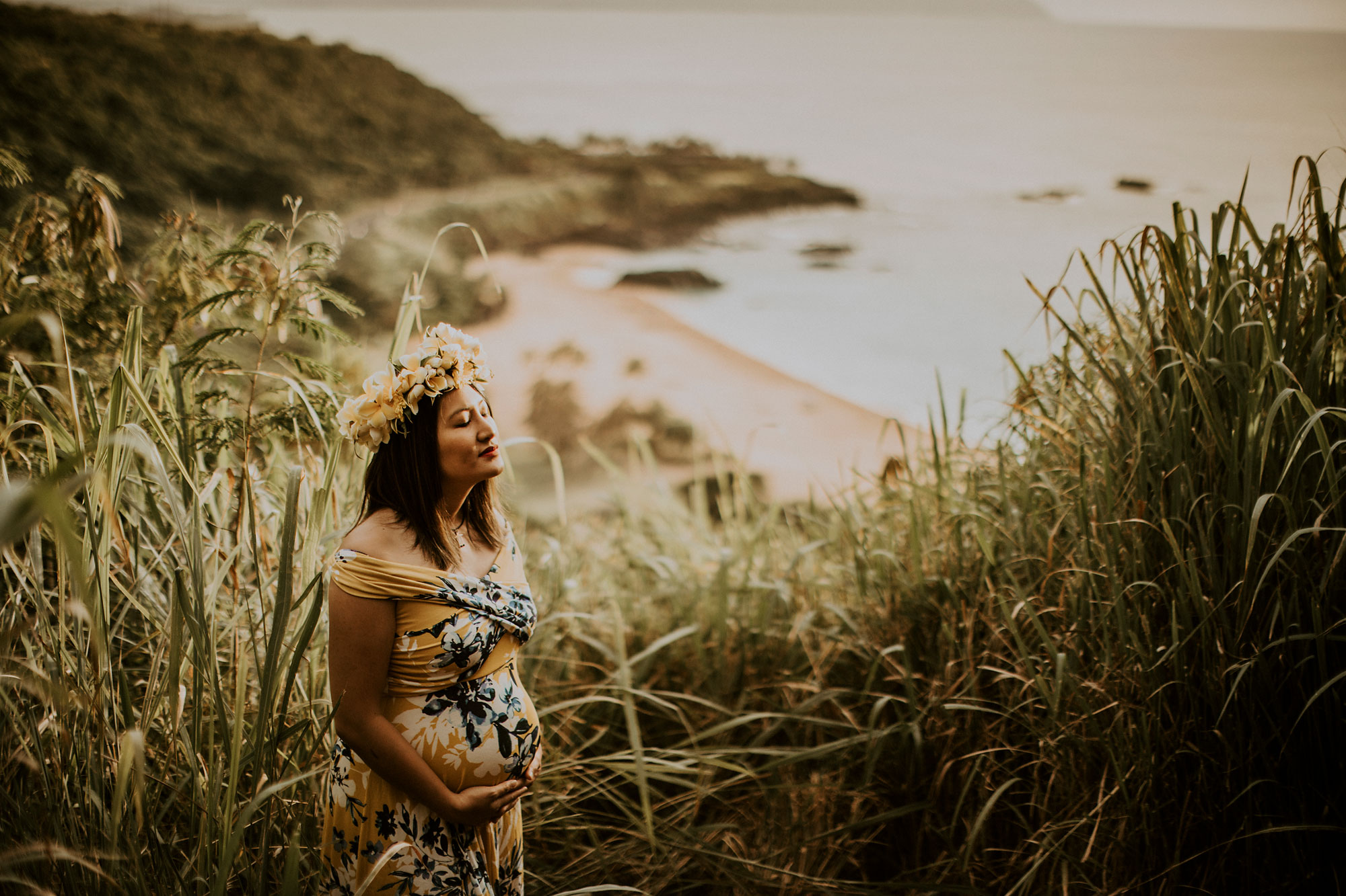 hawaii-mountain-top-maternity-shoot-01.jpg