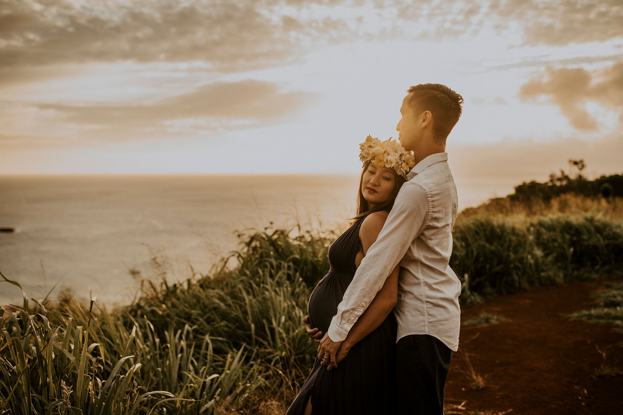 hawaii-mountain-top-maternity-shoot-14.jpg