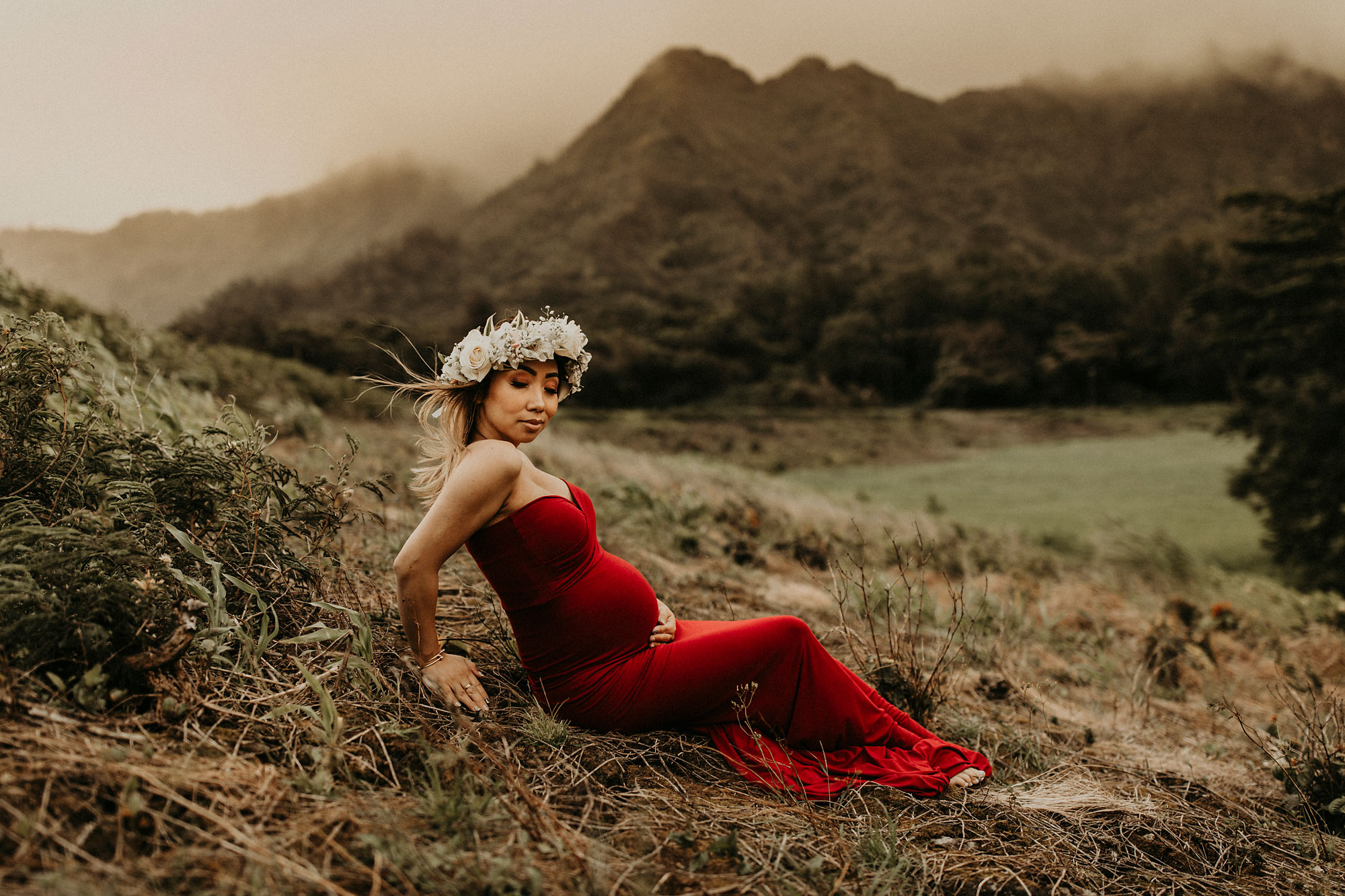 mountain-maternity-session-Hawaii-14.jpg