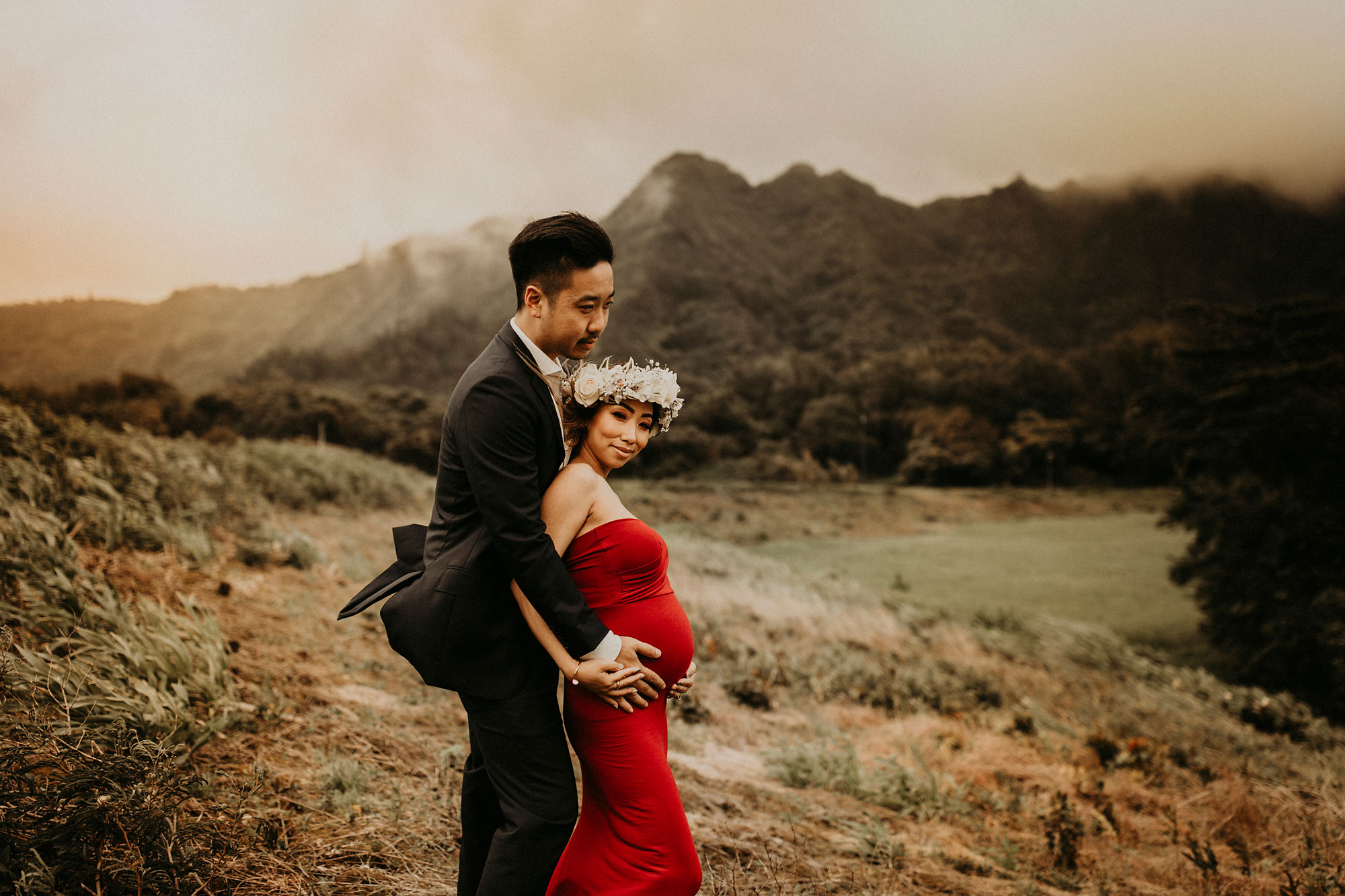 mountain-maternity-session-Hawaii-17.jpg