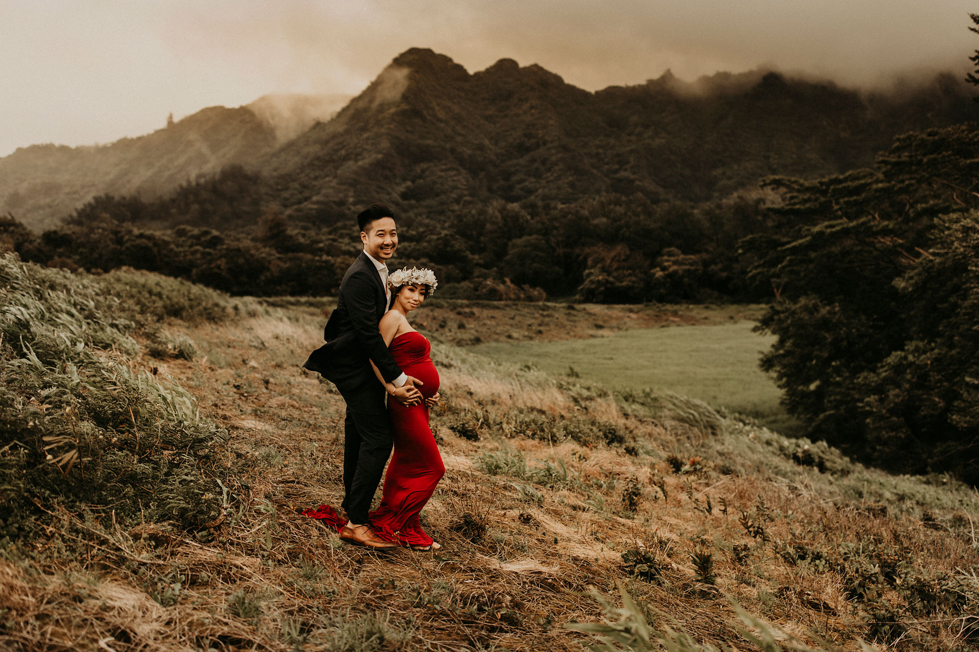 mountain-maternity-session-Hawaii-16.jpg