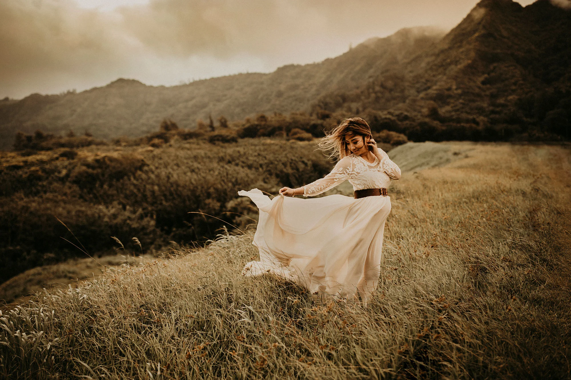 mountain-maternity-session-Hawaii-21.jpg