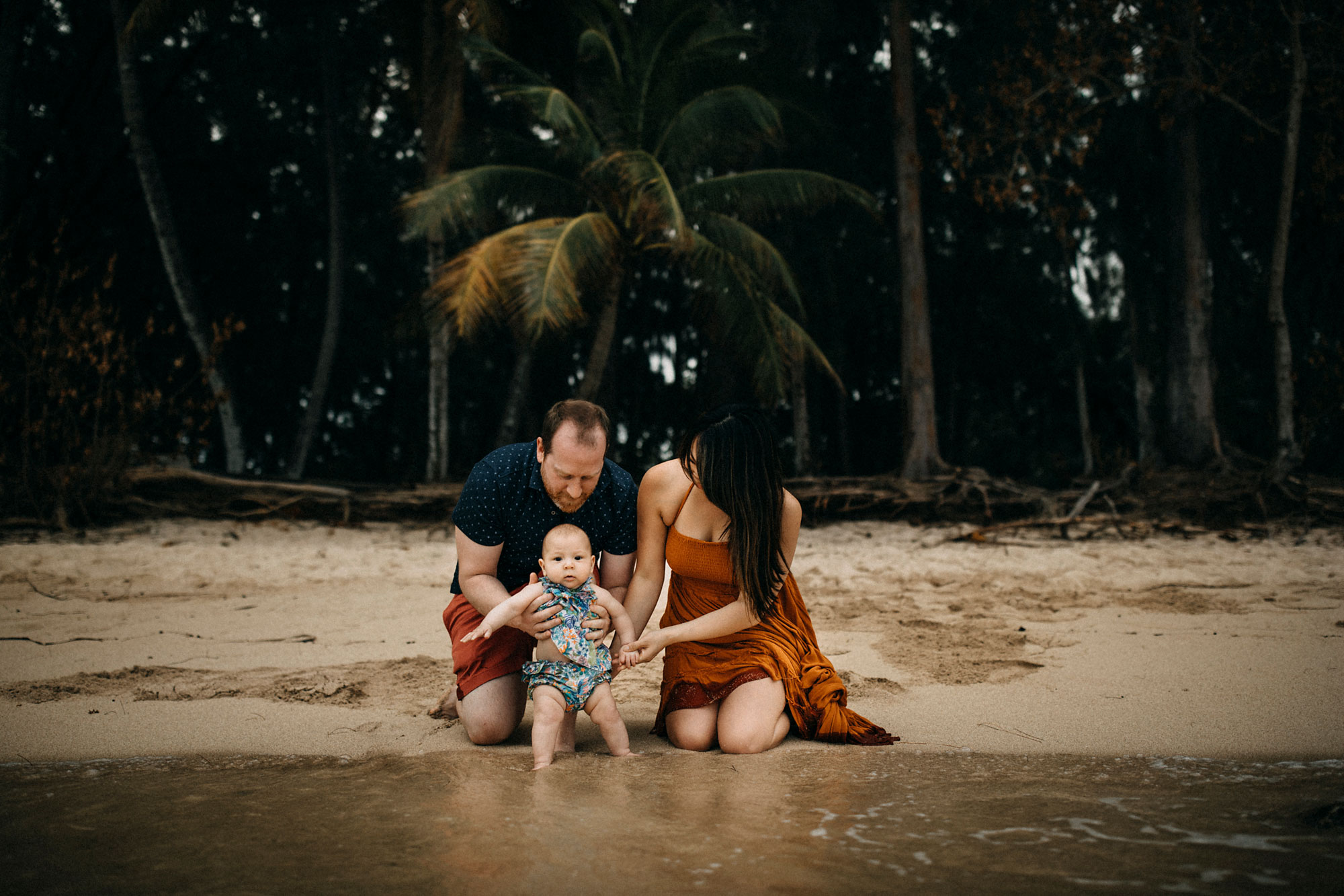 Family-Photographer-North-Shore-Oahu-Hawaii-14.jpg