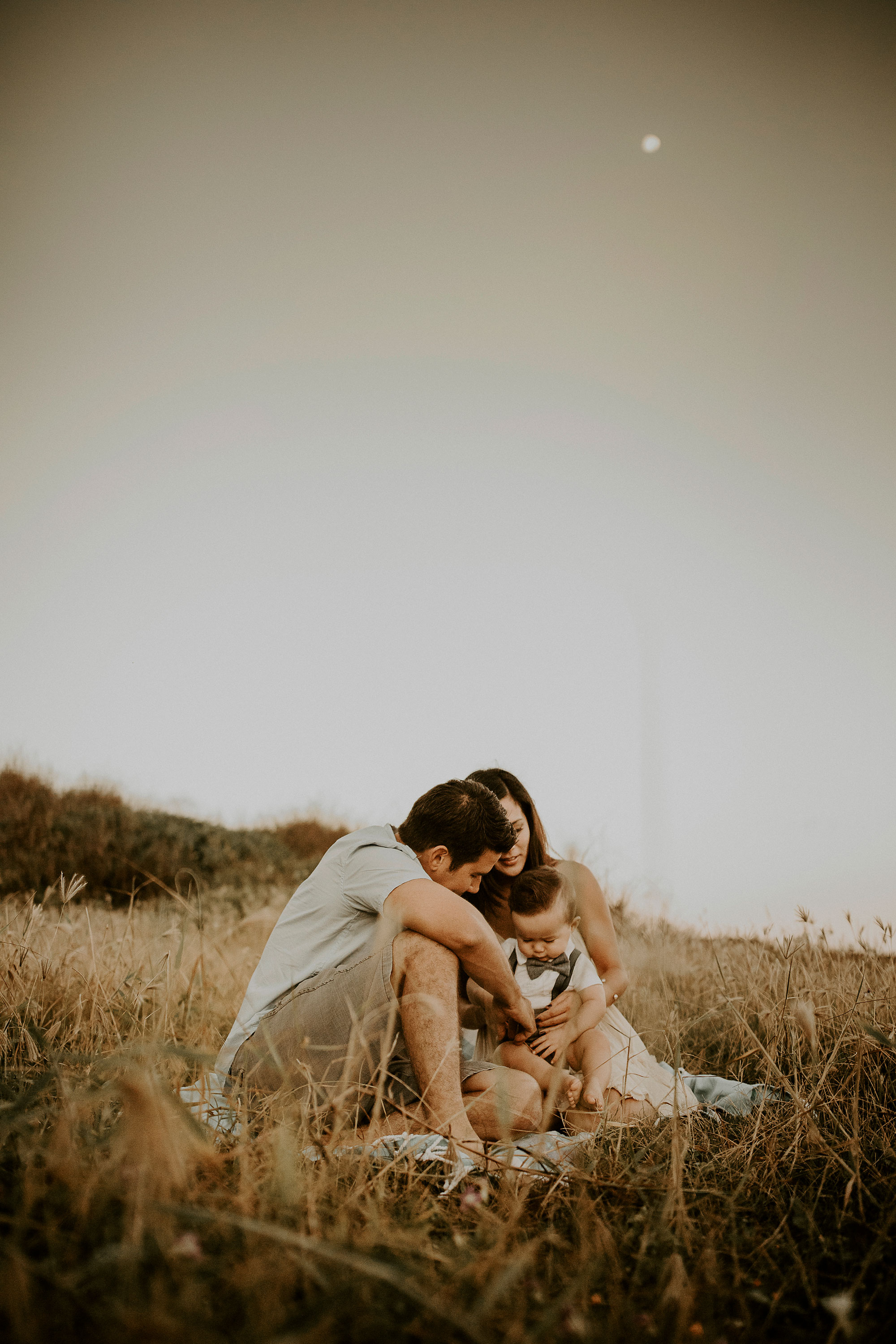 Kaena-Point-Sunrise-Family-Photographer-Hawaii-02.jpg