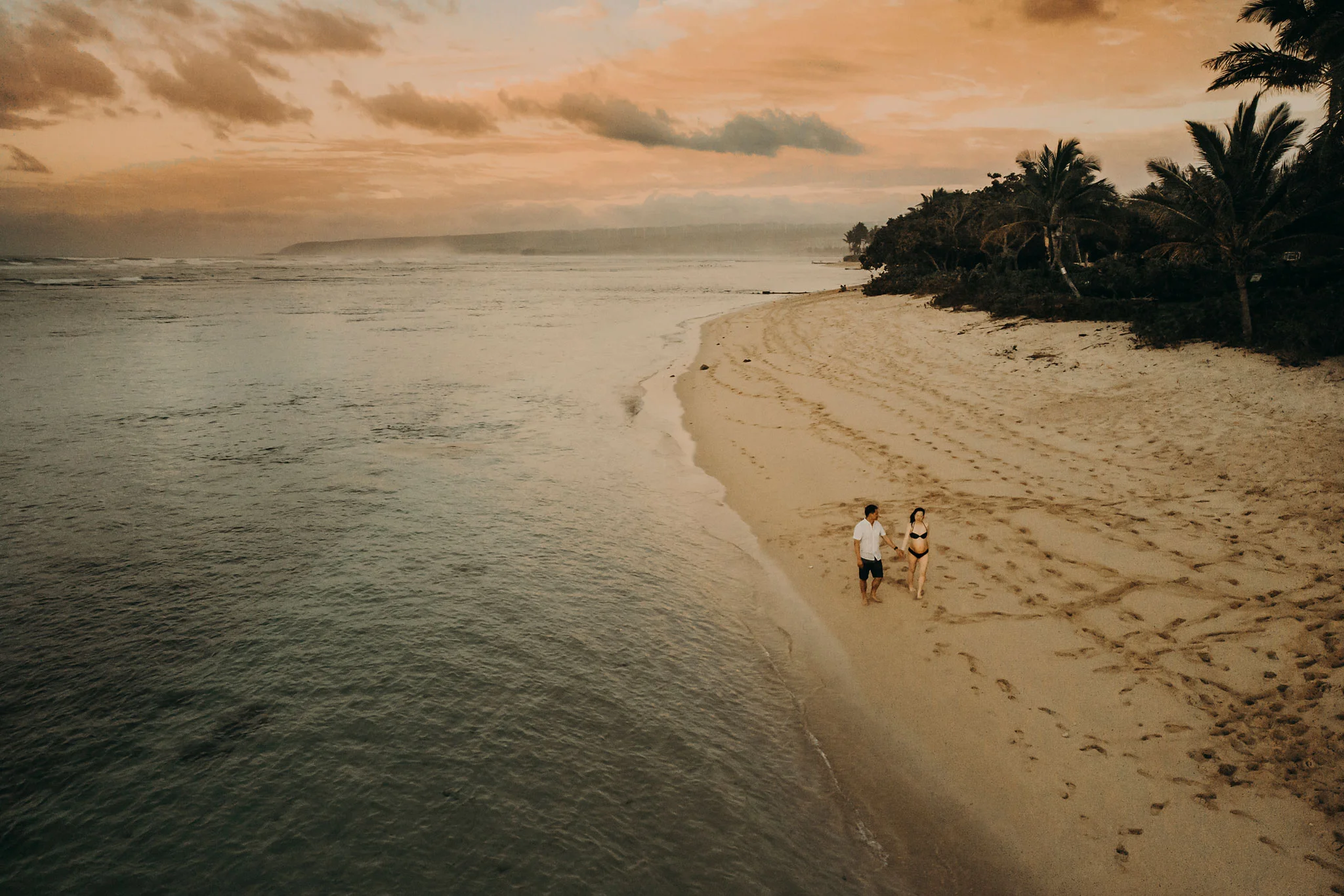 Hawaii-Oahu-Maternity-Drone-Photographer-The-Sophia-co-03.jpg