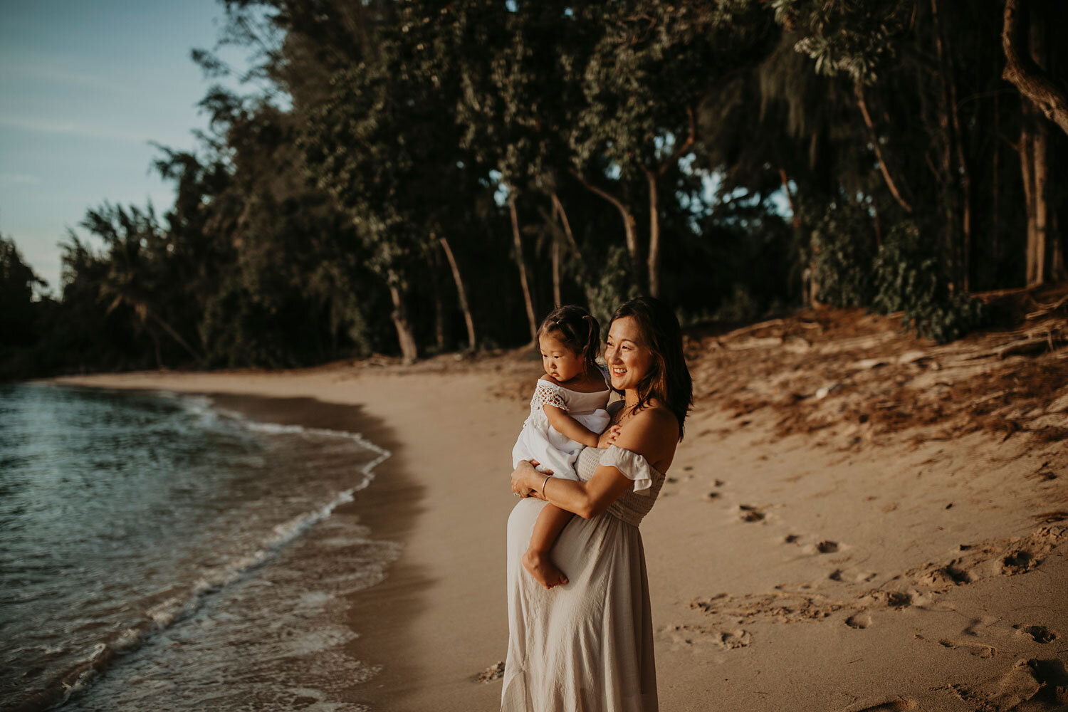 Oahu-Hawaii-North-Shore-Maternity-Photography-The-Sophia-Co-21.jpg