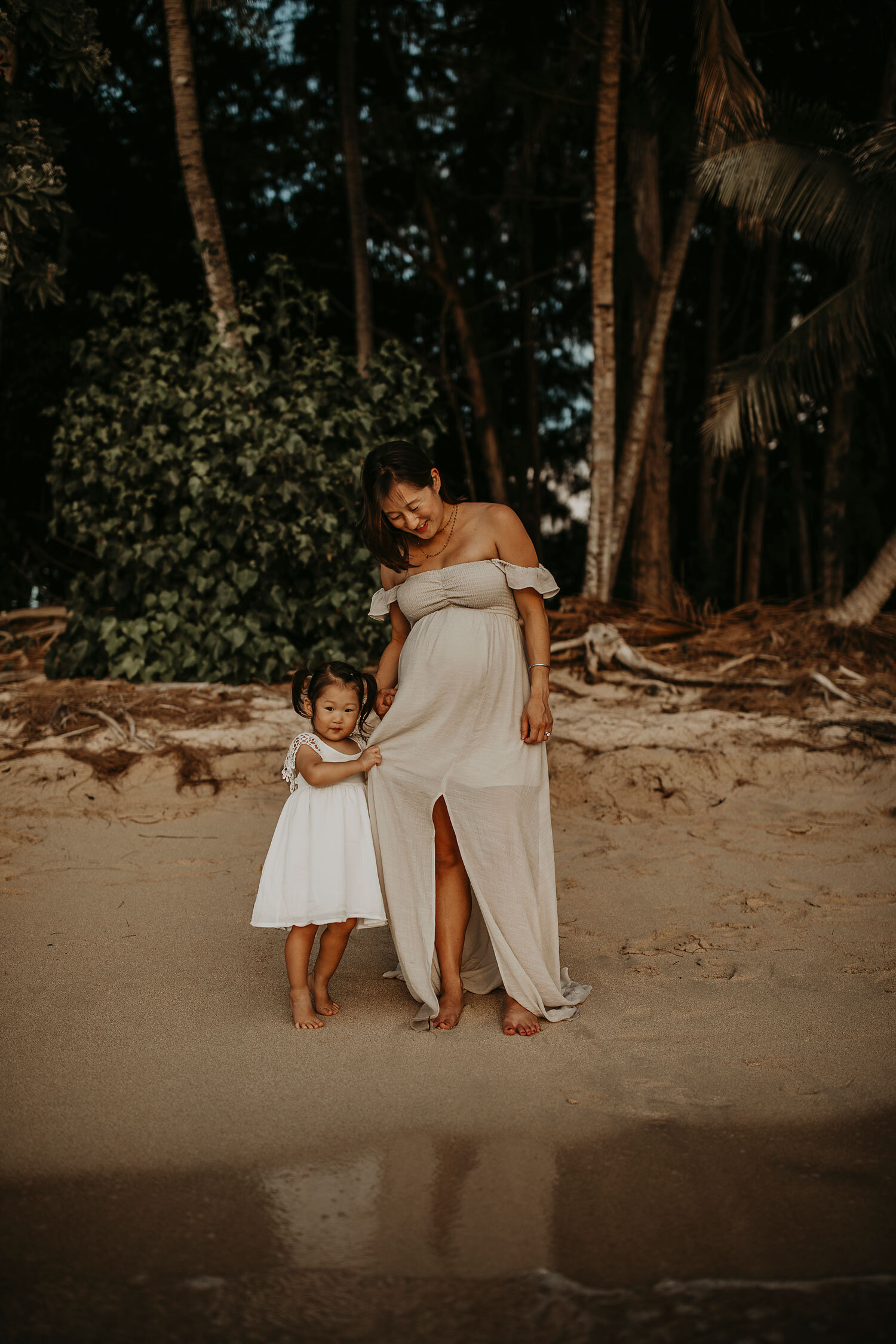 Oahu-Hawaii-North-Shore-Maternity-Photography-The-Sophia-Co-22.jpg