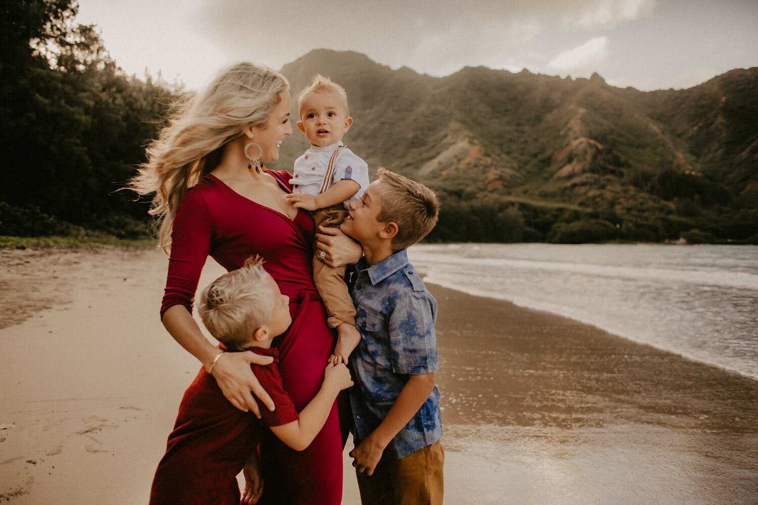 Oahu-Hawaii-Family-Photography-The-Sophia-Co-07.jpg