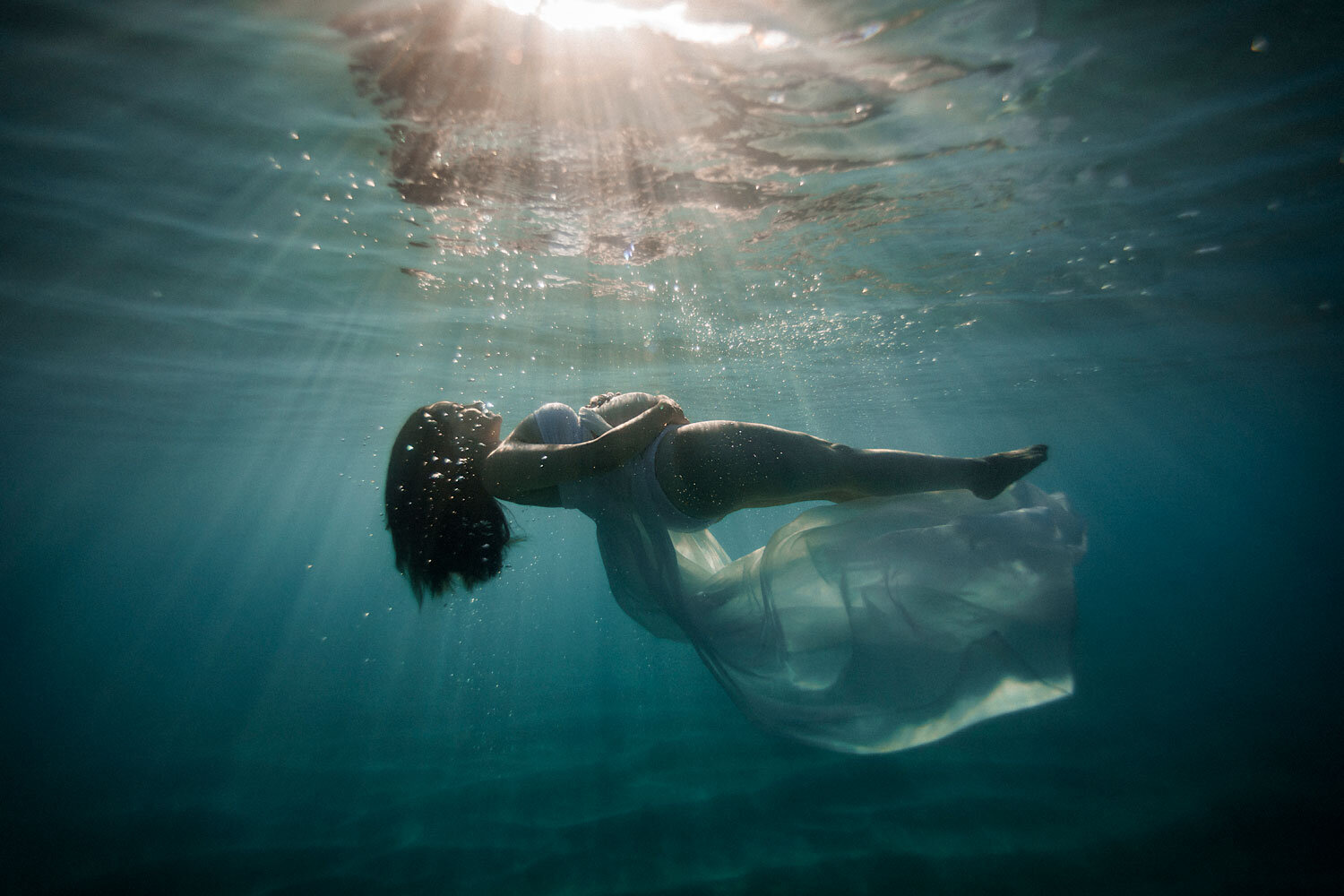 Hawaii-Underwater-Photographer-Maternity-Underwater-05.jpg