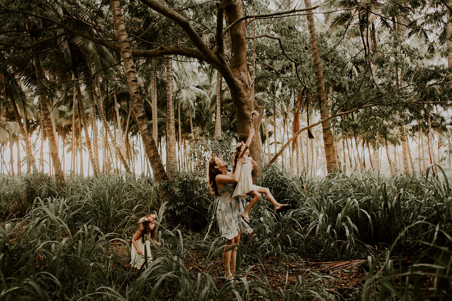 Hawaii-Family-Photographer-North-Shore-Oahu-03.jpg