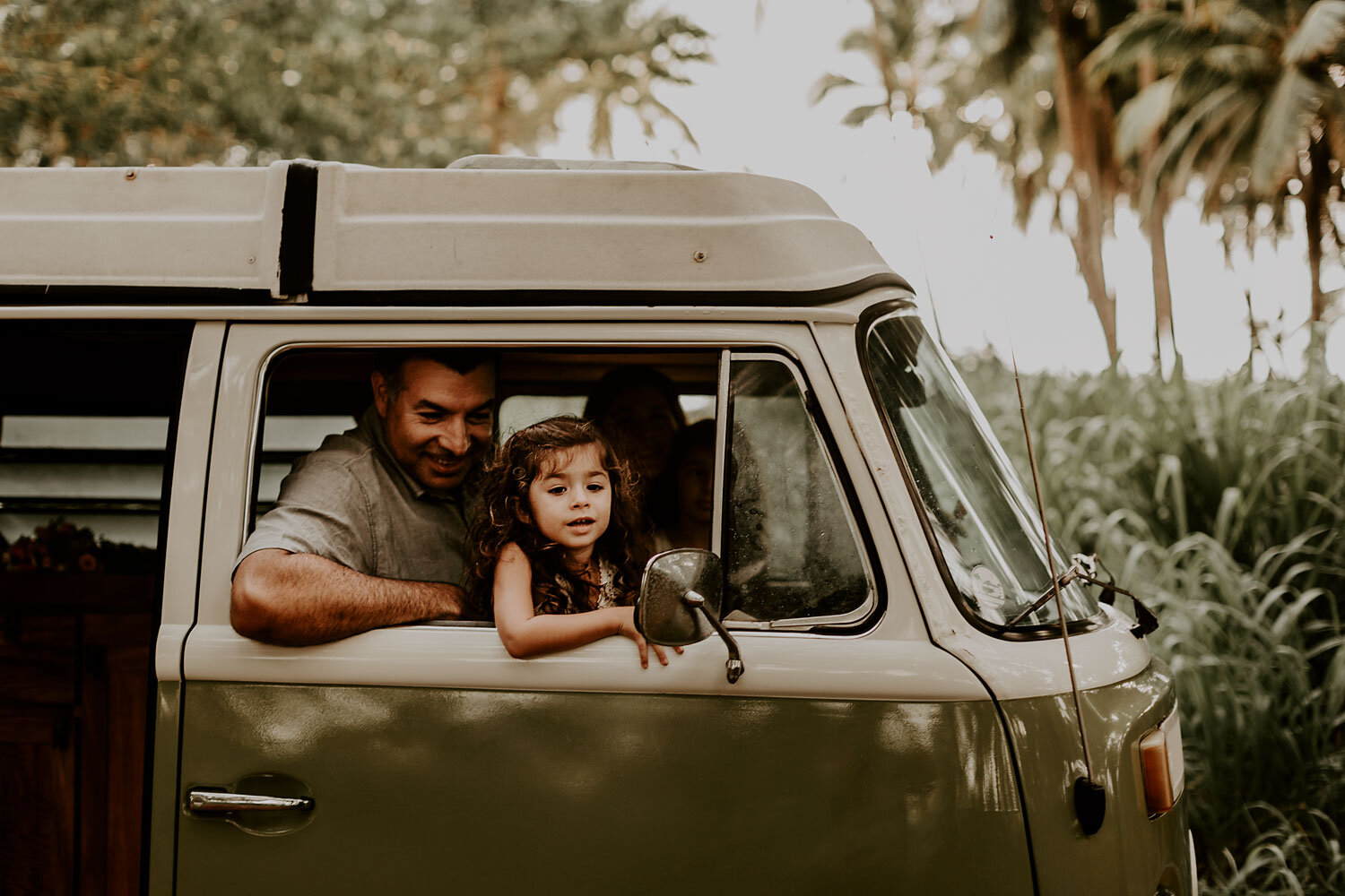 Hawaii-Family-Photographer-North-Shore-Oahu-19.jpg