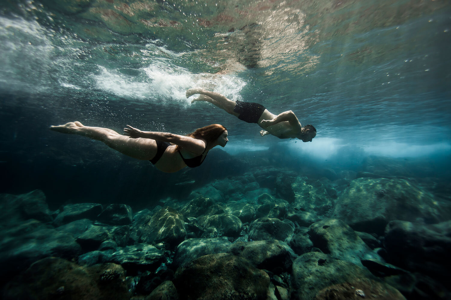 oahu-maui-underwater-maternity-photos-06.jpg