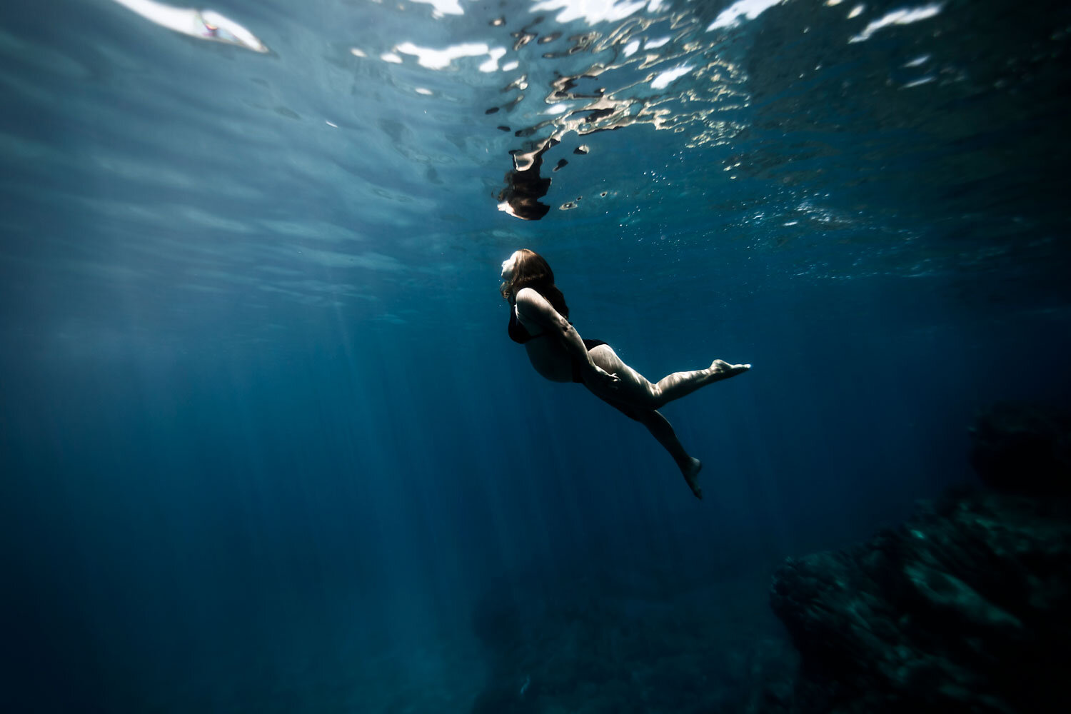 oahu-maui-underwater-maternity-photos-14.jpg