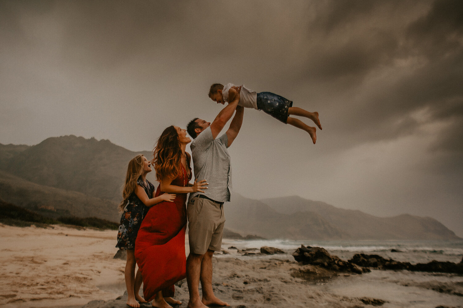 Oahu Family Photography The Sophia Co 19.jpg