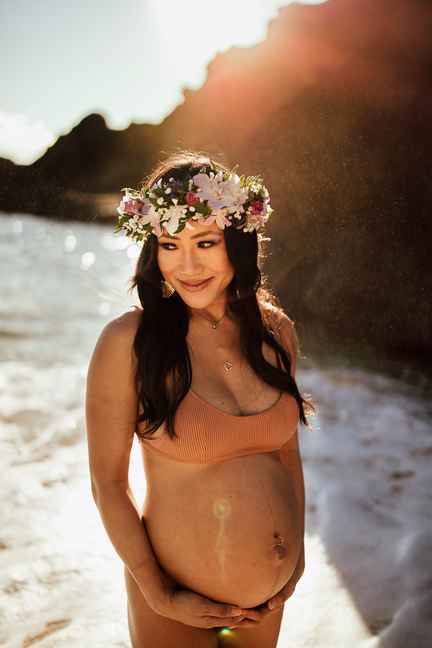 Oahu-Hawaii-Maternity-Photographer-Maternity-Photos-The-Sophia_co-029.jpg