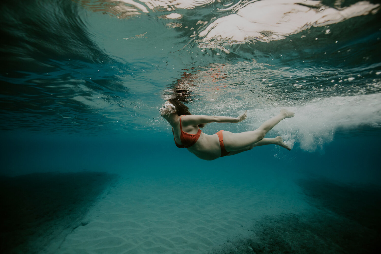 Oahu-Underwater-Maternity-Photographer-01.jpg
