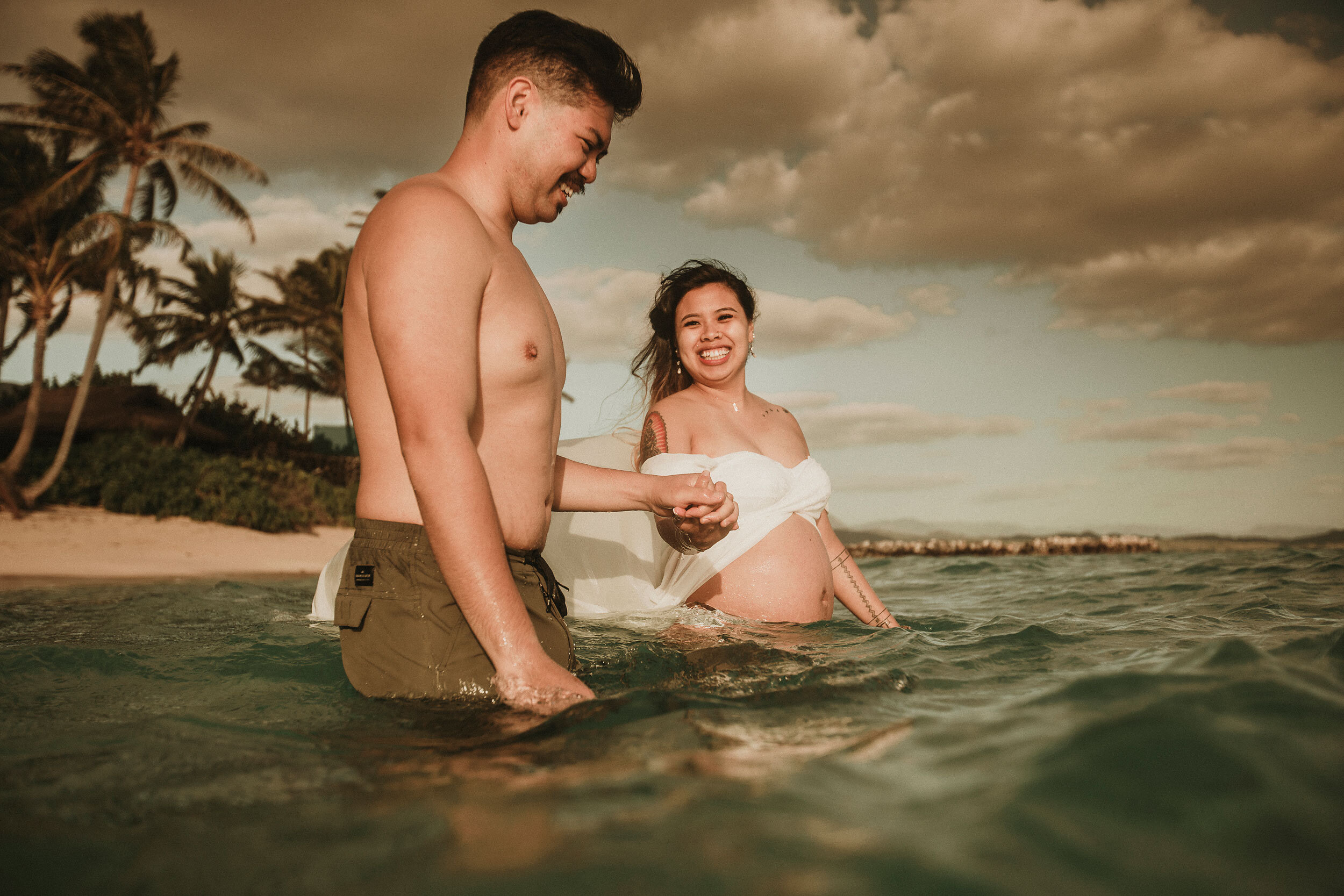 oahu-hawaii-best-maternity-photographer-023.jpg