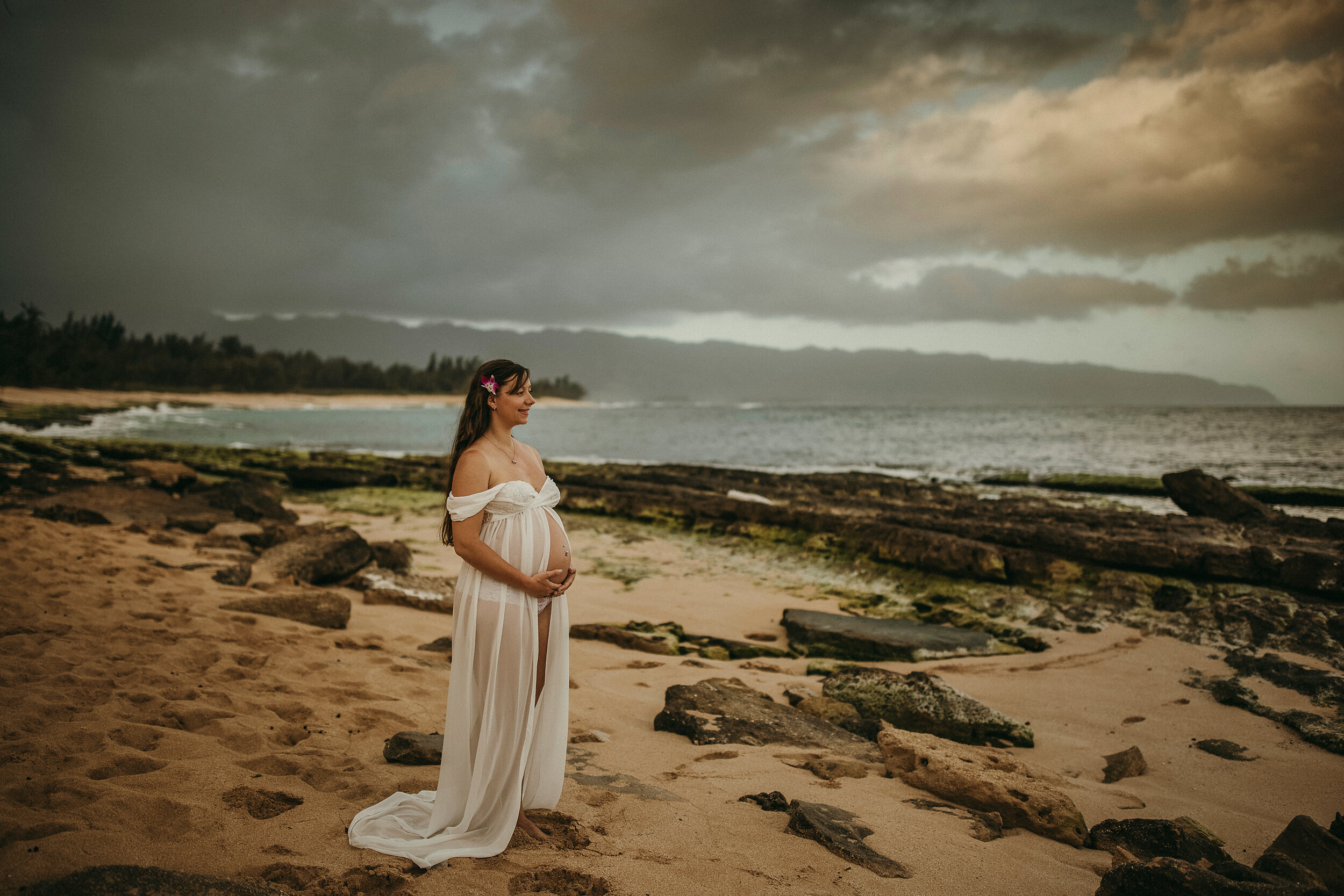 Oahu North Shore Maternity Photographer 01.jpg