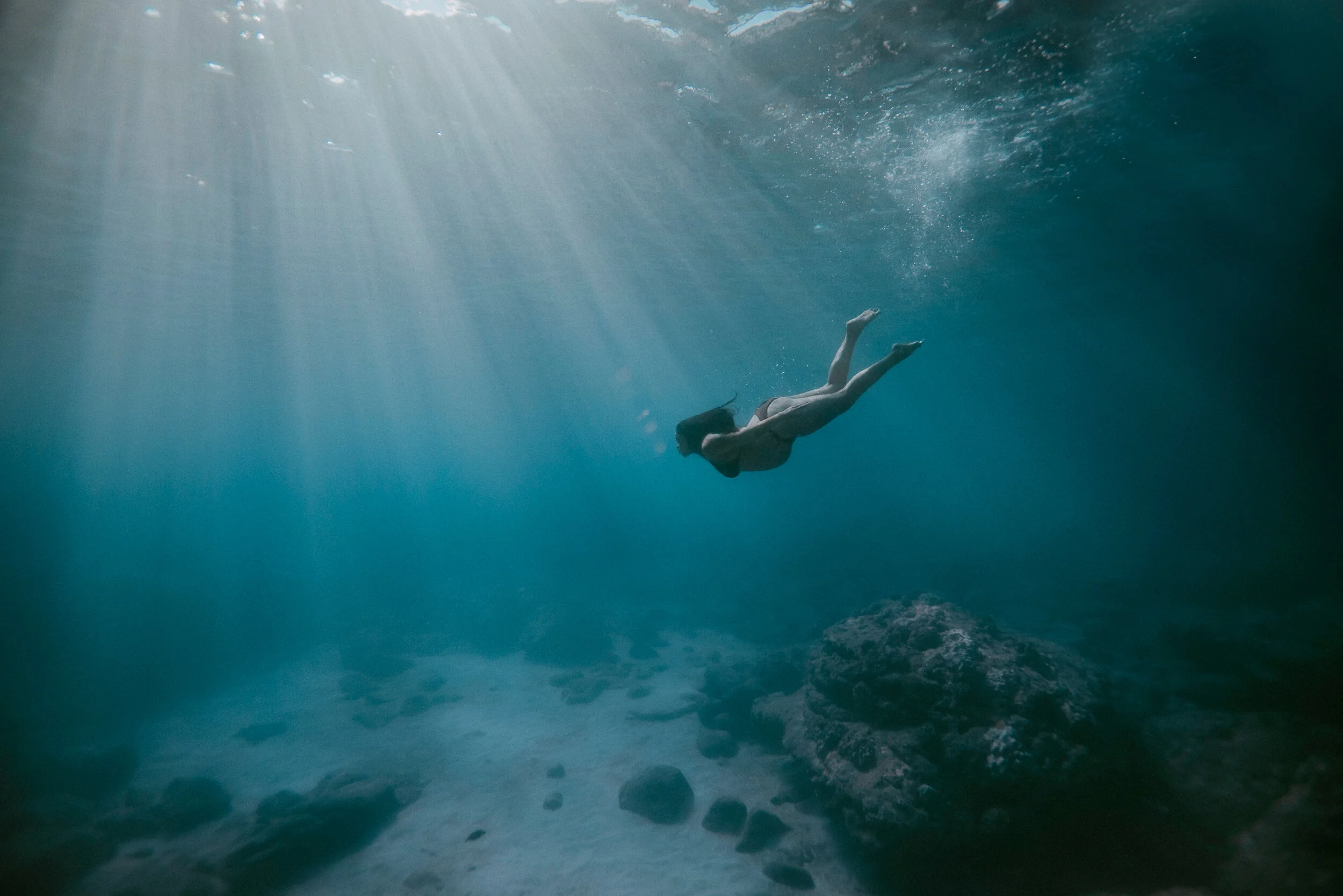 Pure Beauty | North Shore, Oahu Maternity Underwater Photographer