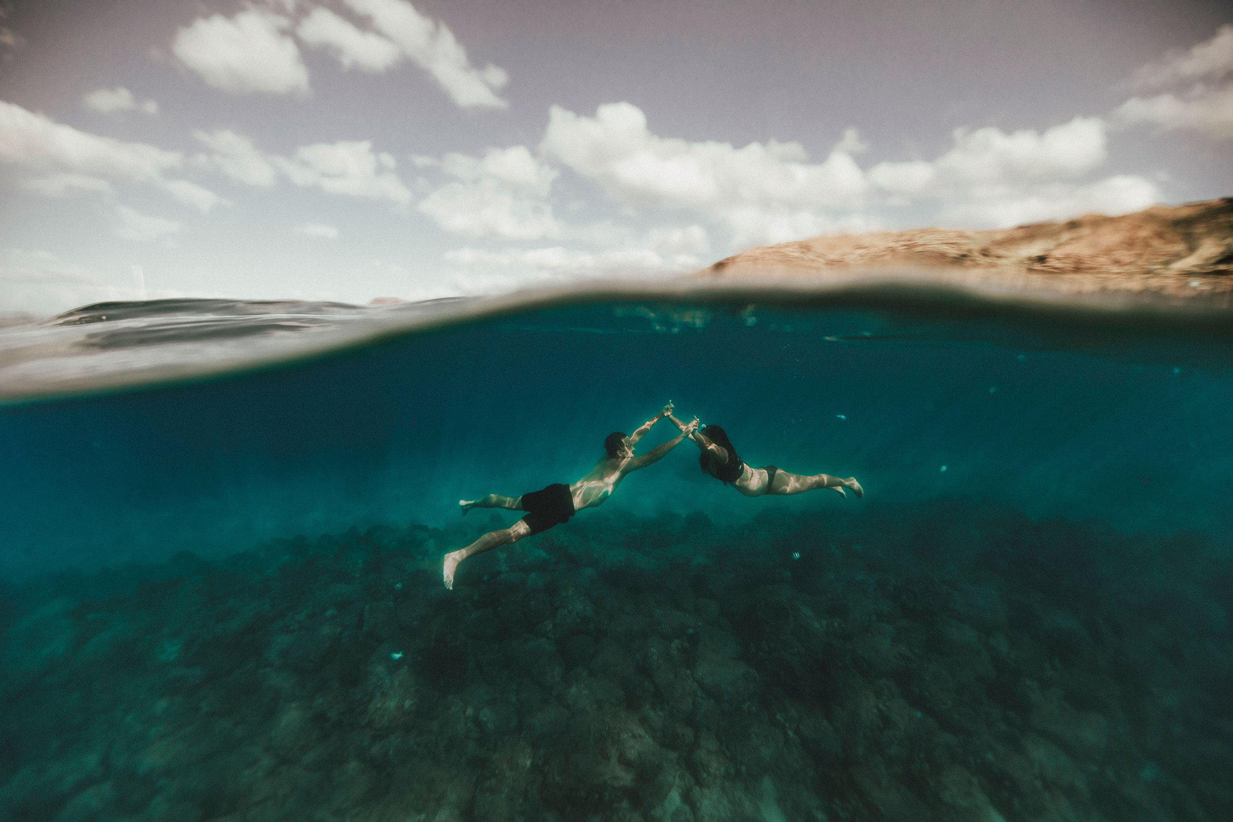 Hawaii Maternity Underwater Photographer06.jpg