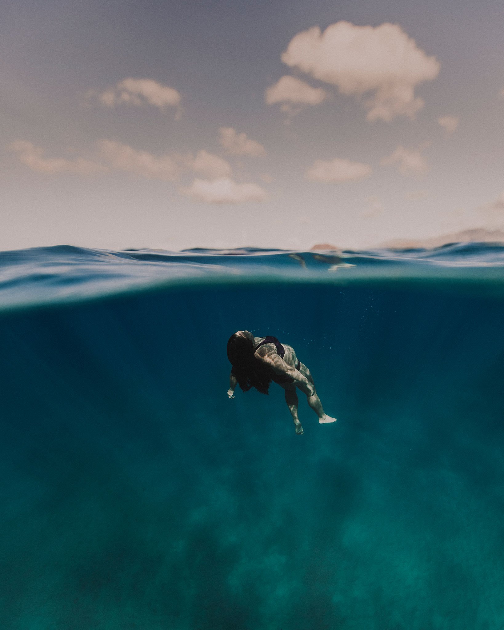 Hawaii Maternity Underwater Photographer13.jpg