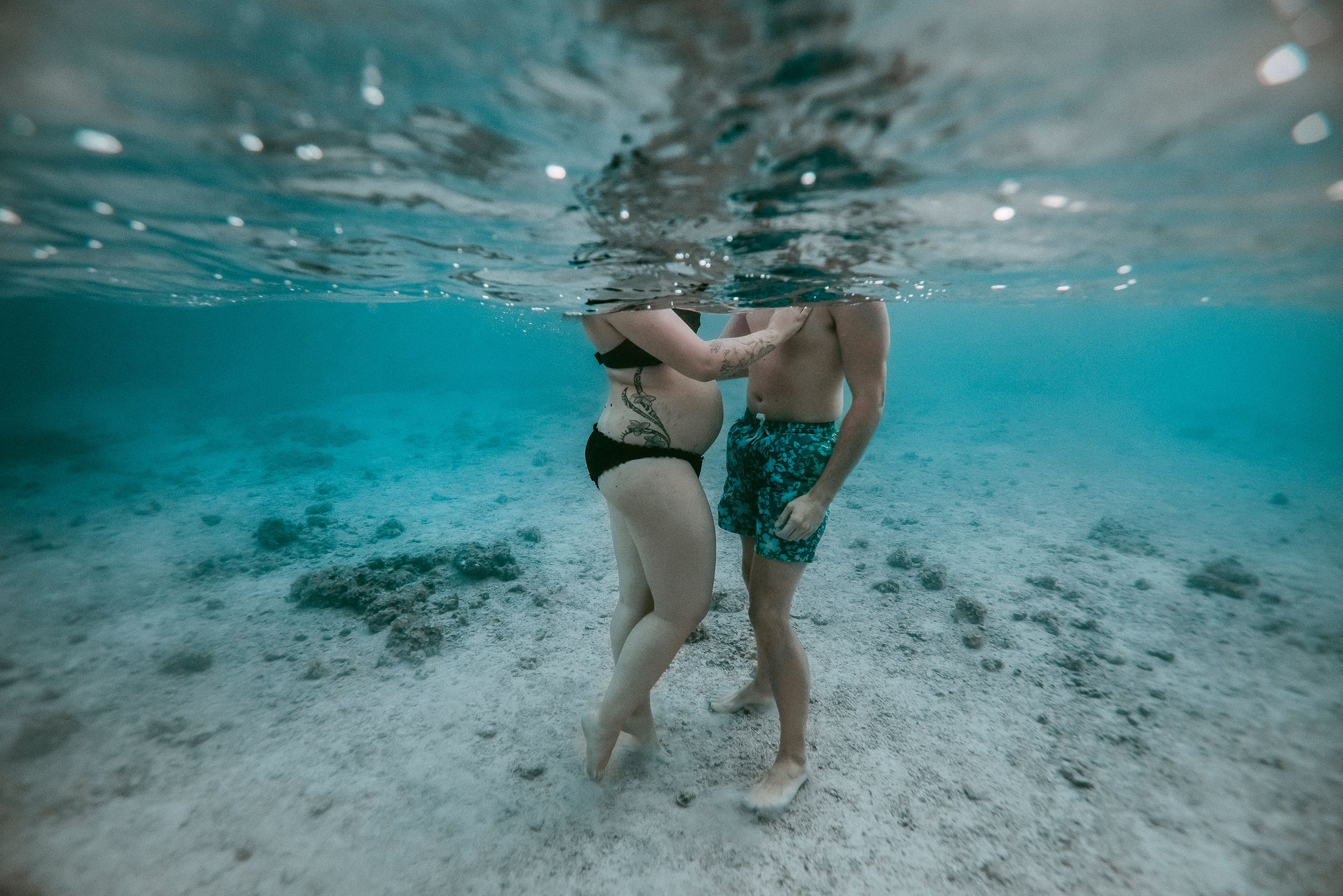 Hawaii Maternity Underwater Photographer31.jpg