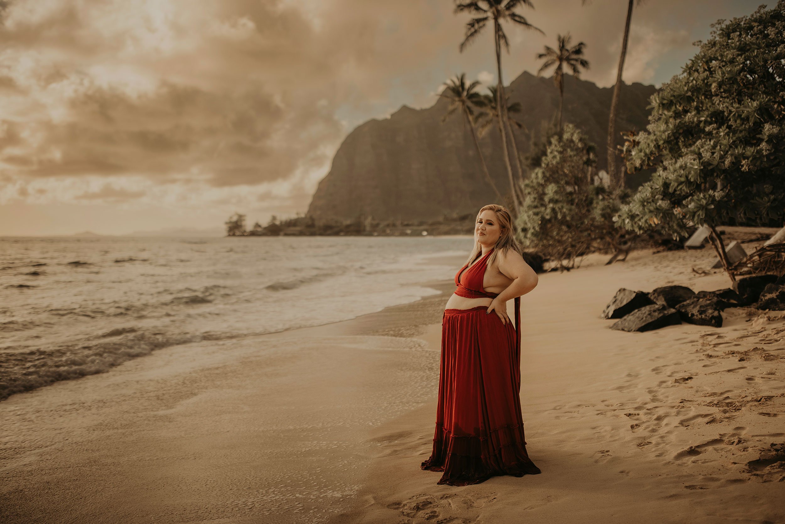 oahu-hawaii-maternity-photographer-babymoon-photography-006.jpg